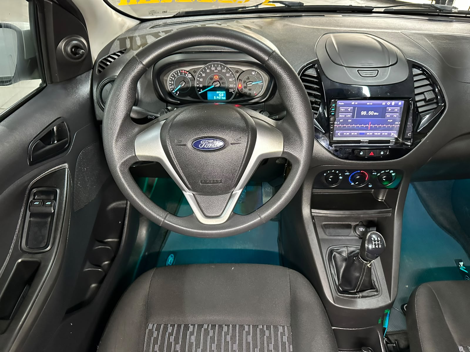 FORD KA