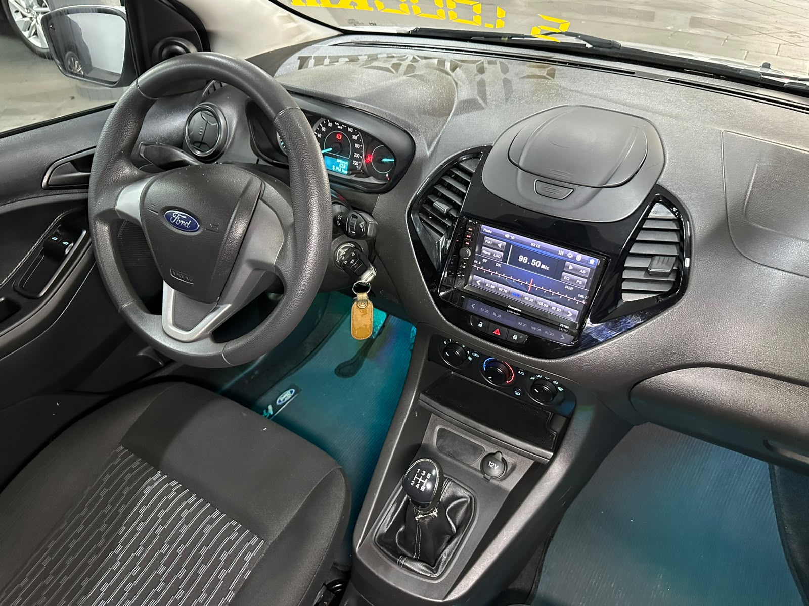 FORD KA