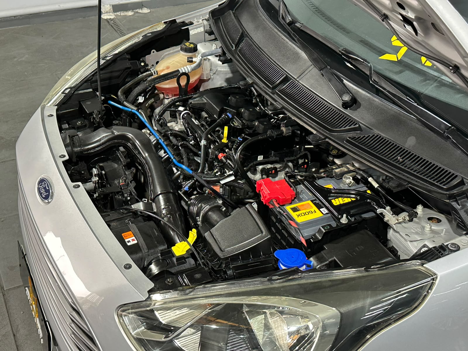 FORD KA