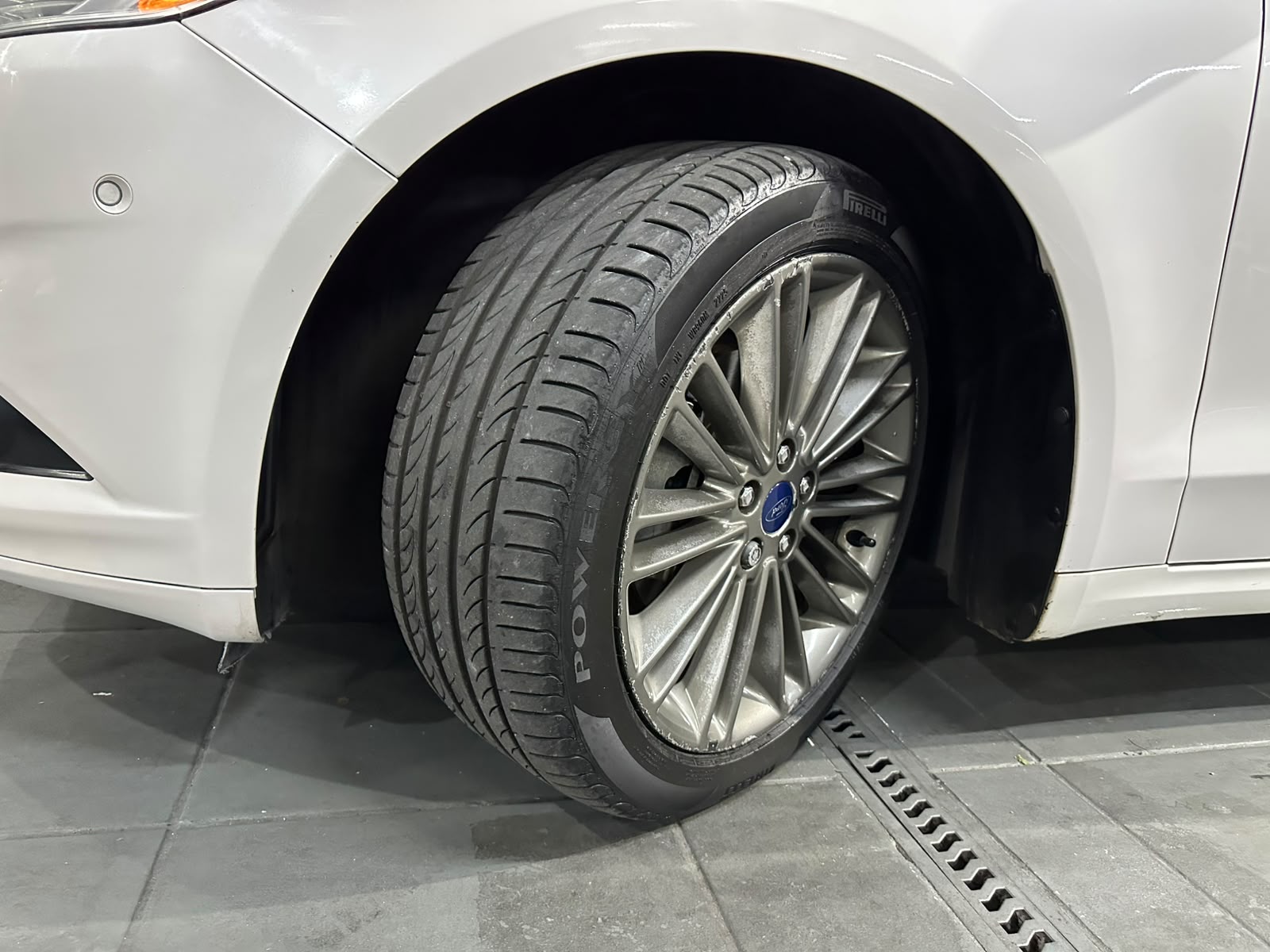 FORD FUSION