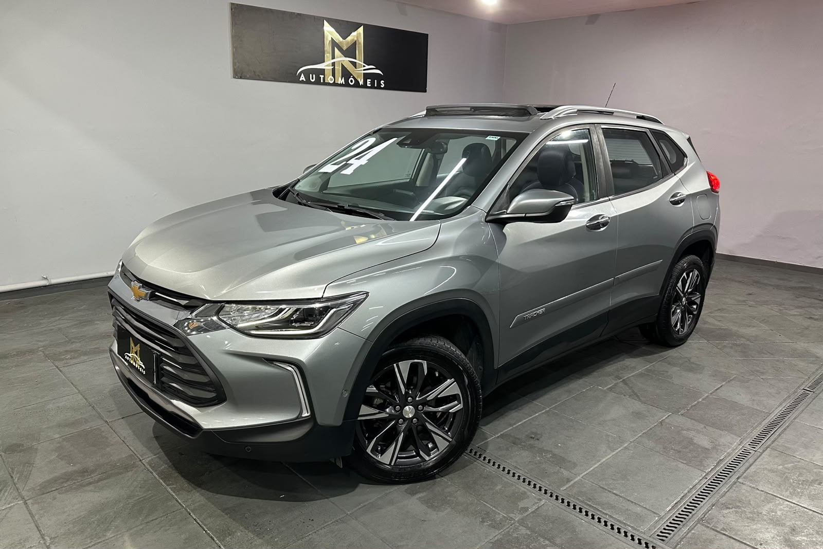 CHEVROLET TRACKER