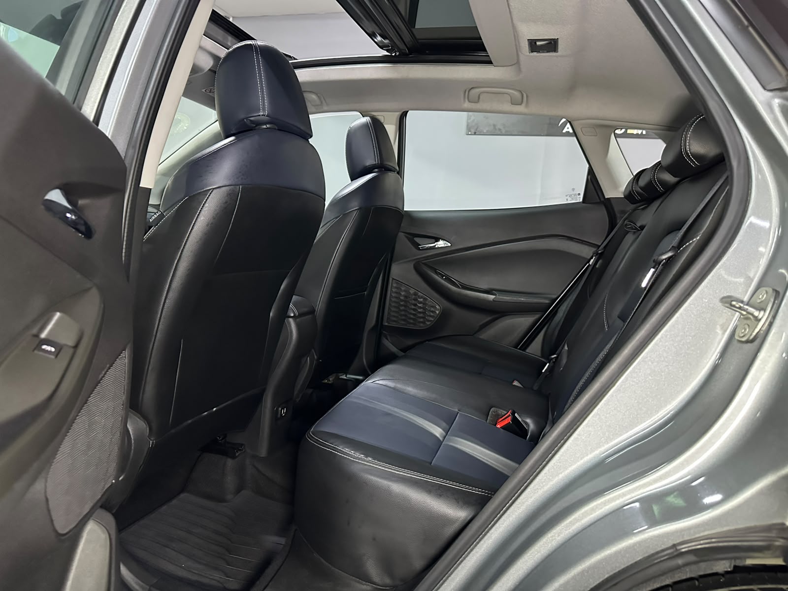 CHEVROLET TRACKER