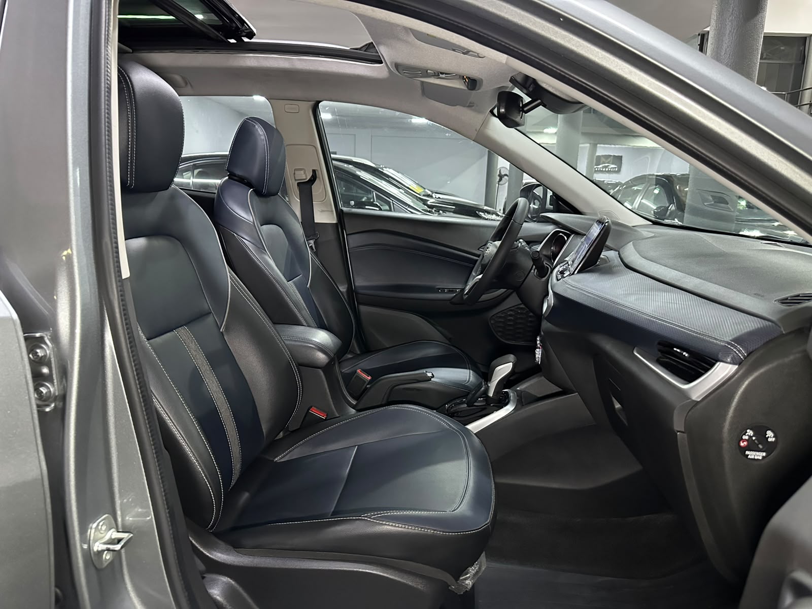 CHEVROLET TRACKER