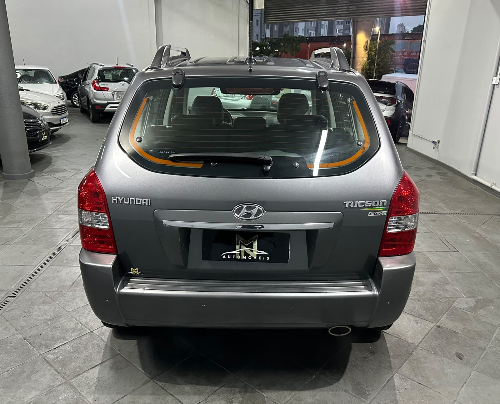 HYUNDAI TUCSON