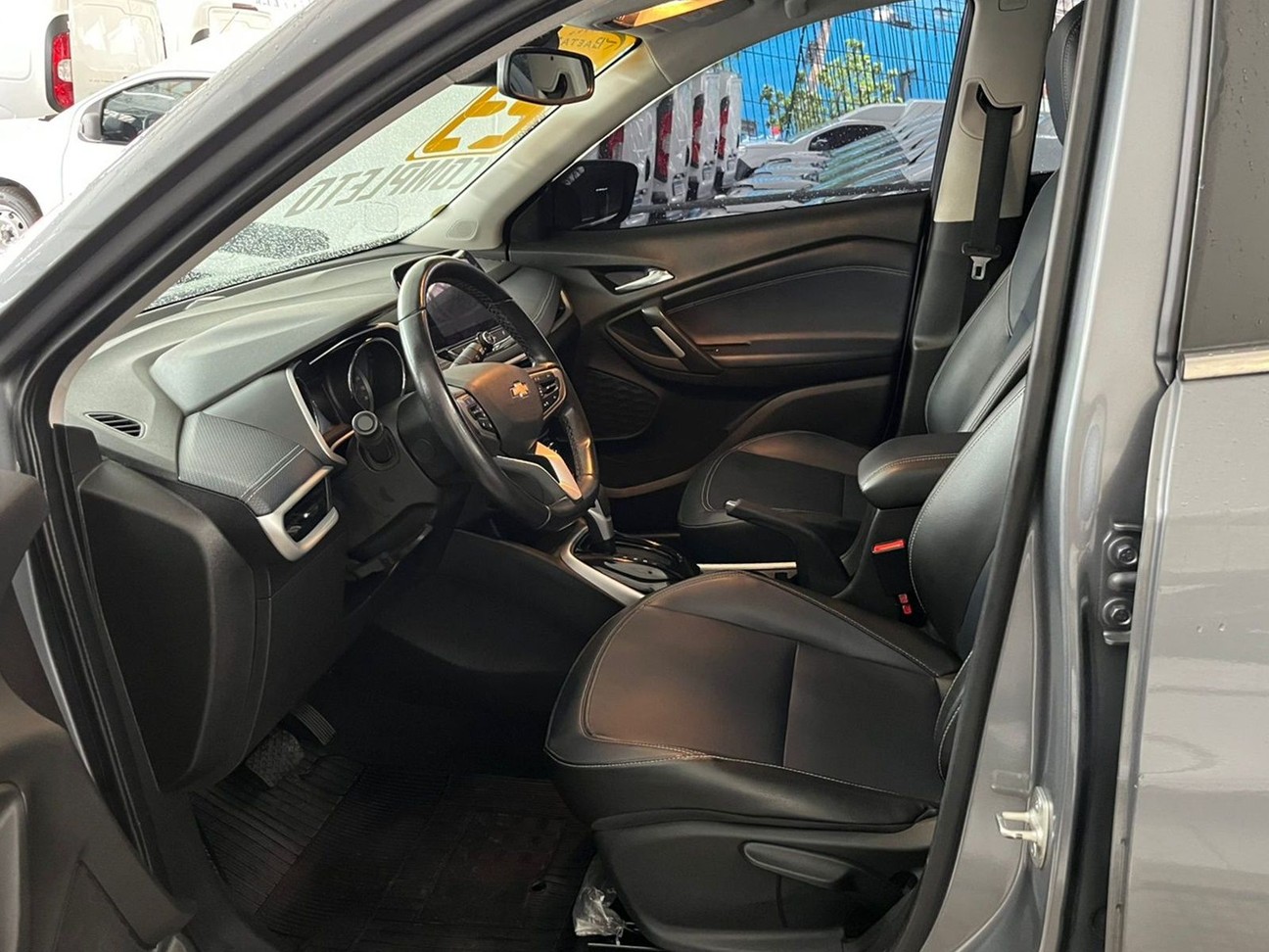 CHEVROLET TRACKER