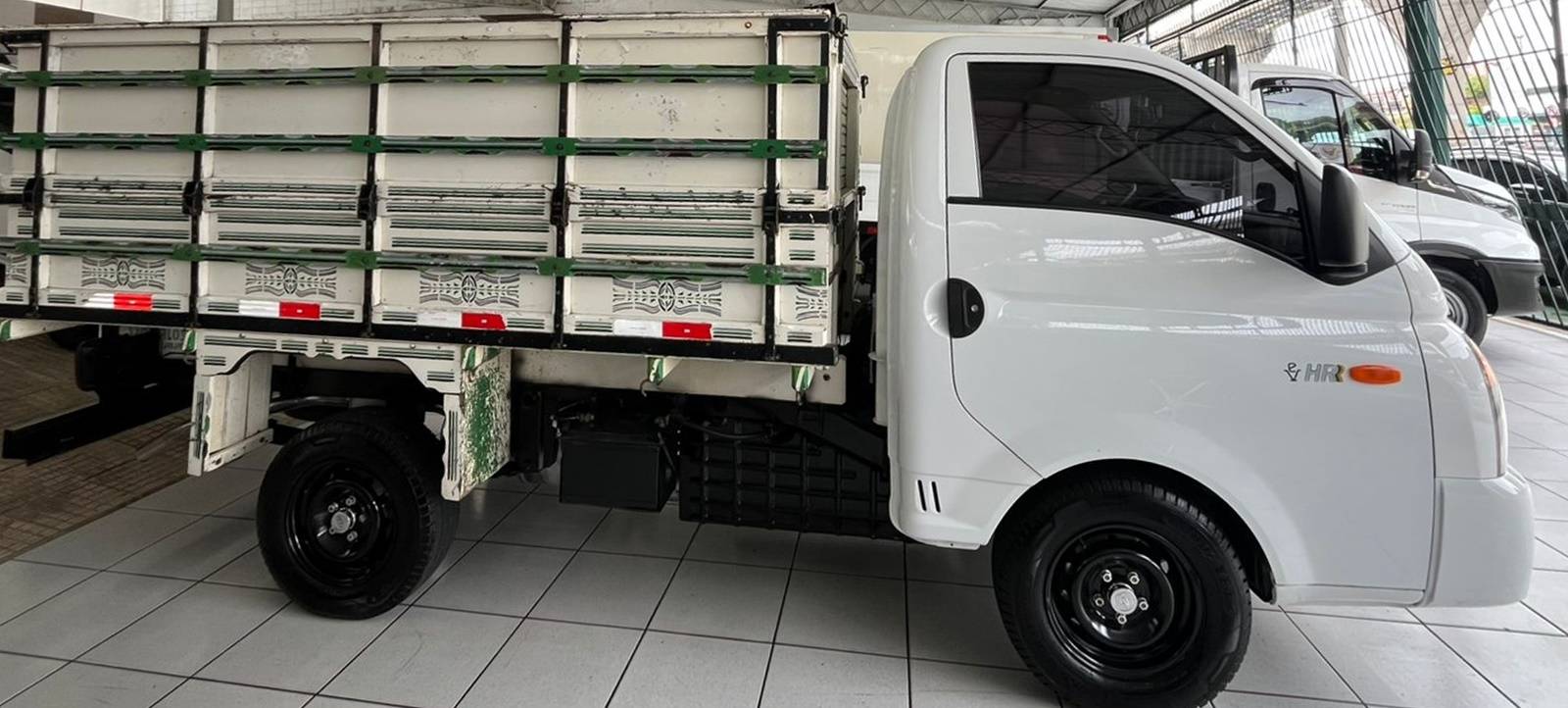 HYUNDAI HR