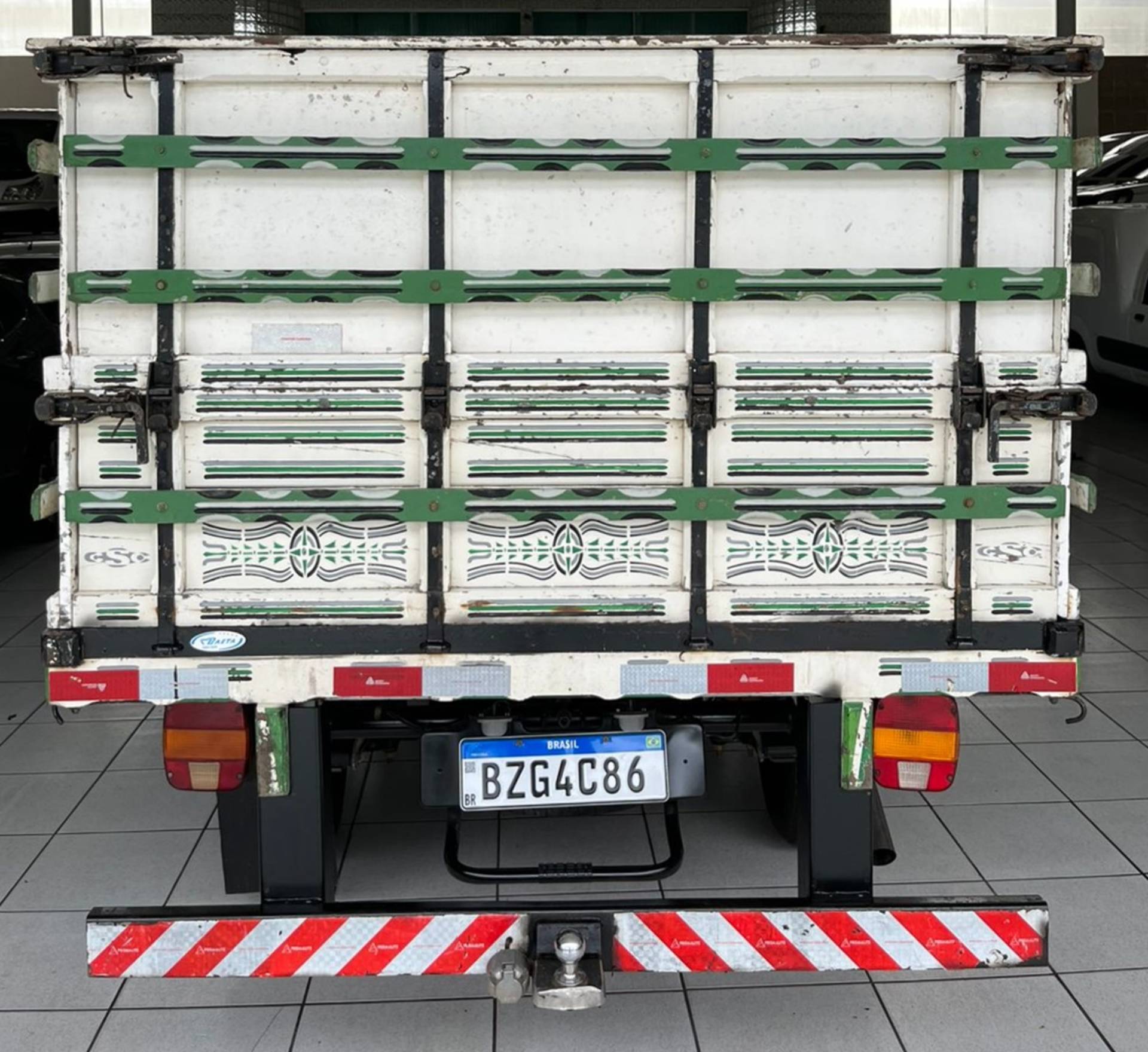 HYUNDAI HR