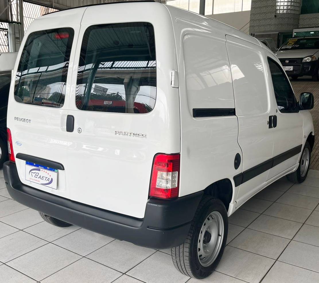PEUGEOT PARTNER