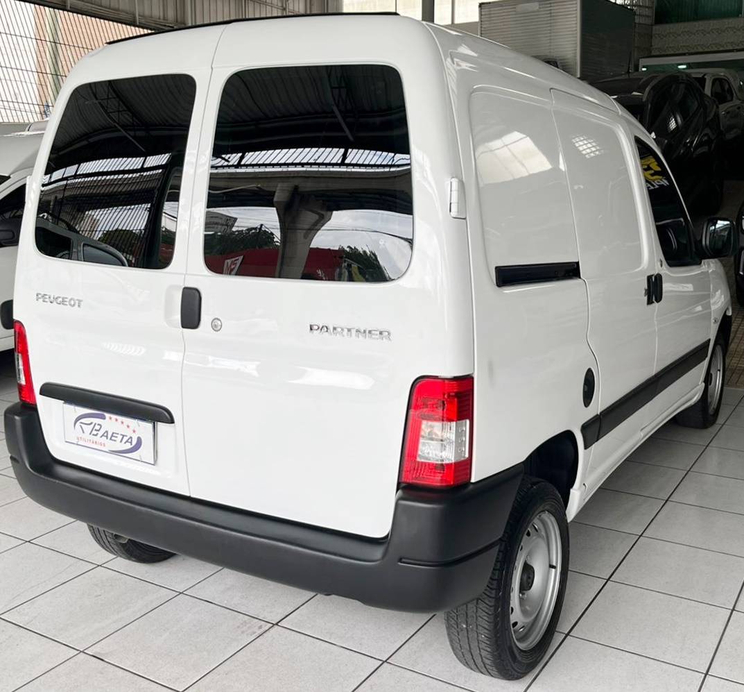 PEUGEOT PARTNER