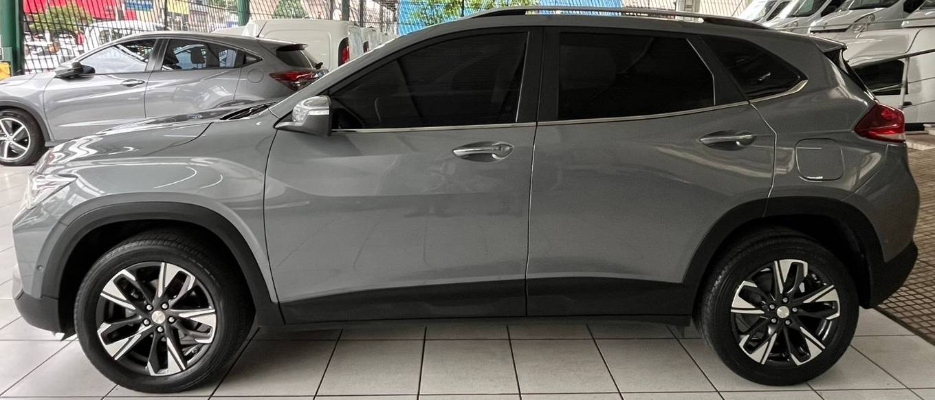 CHEVROLET TRACKER