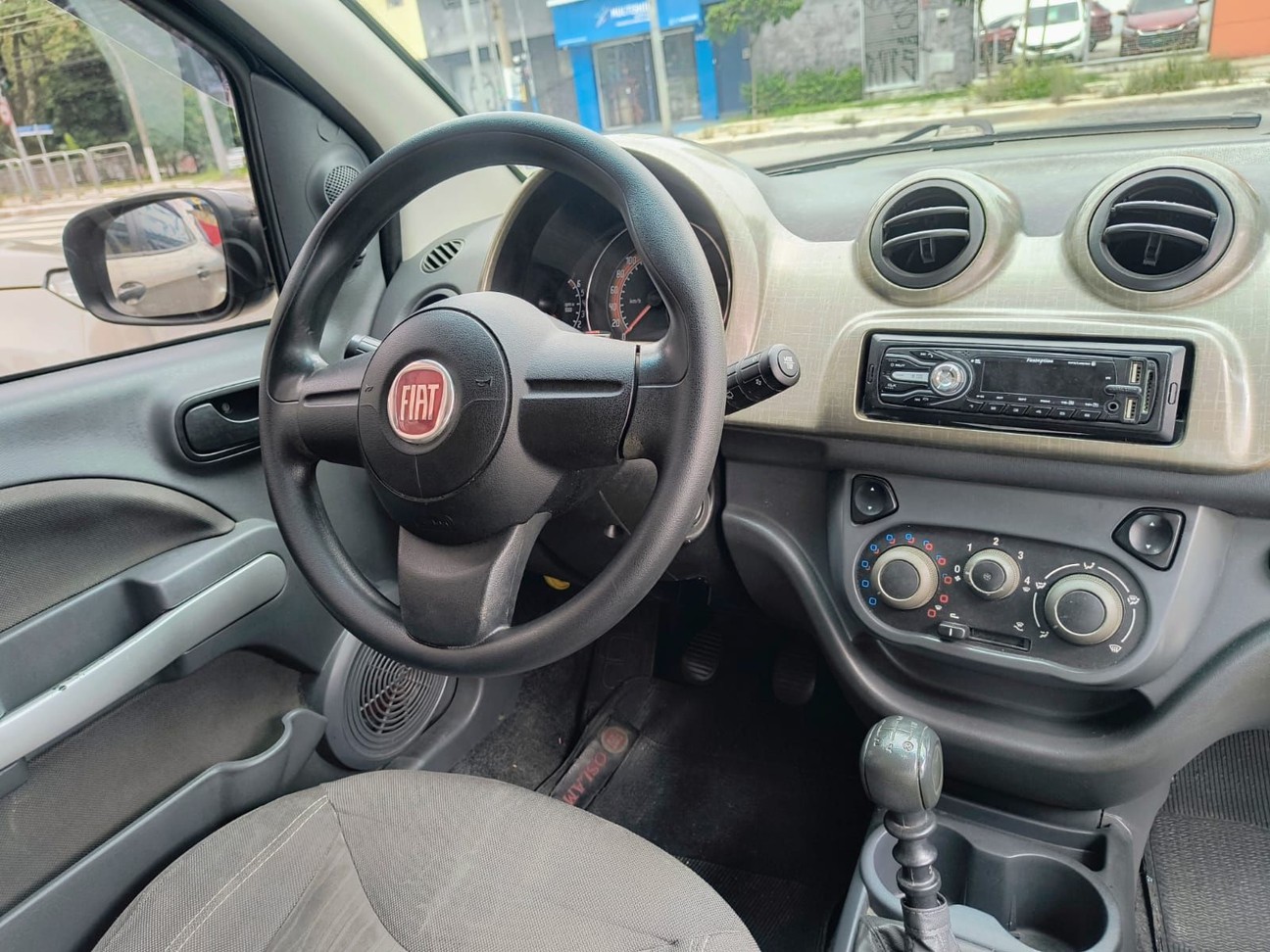 FIAT UNO