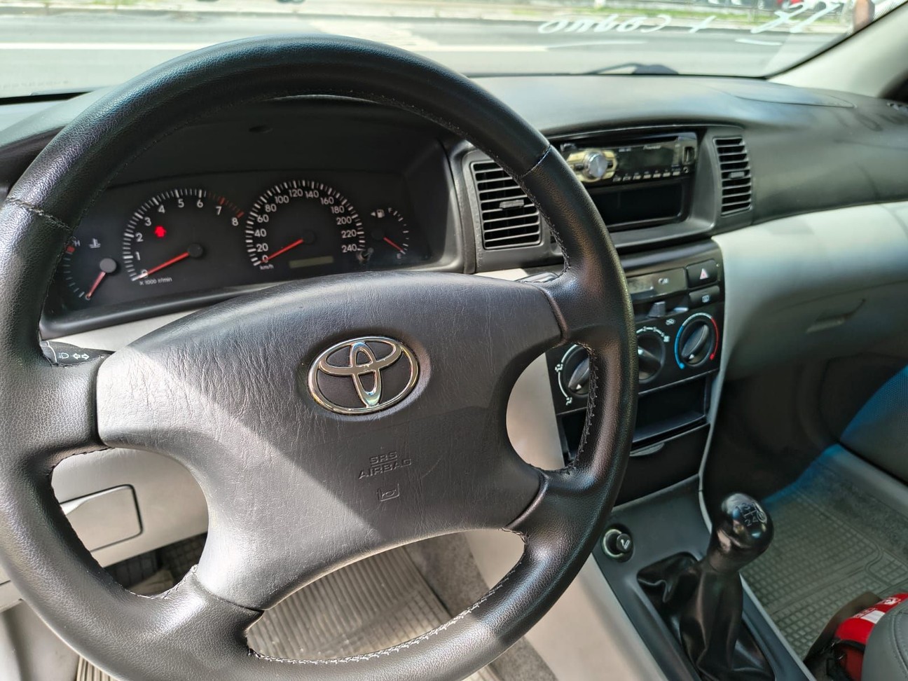 TOYOTA COROLLA
