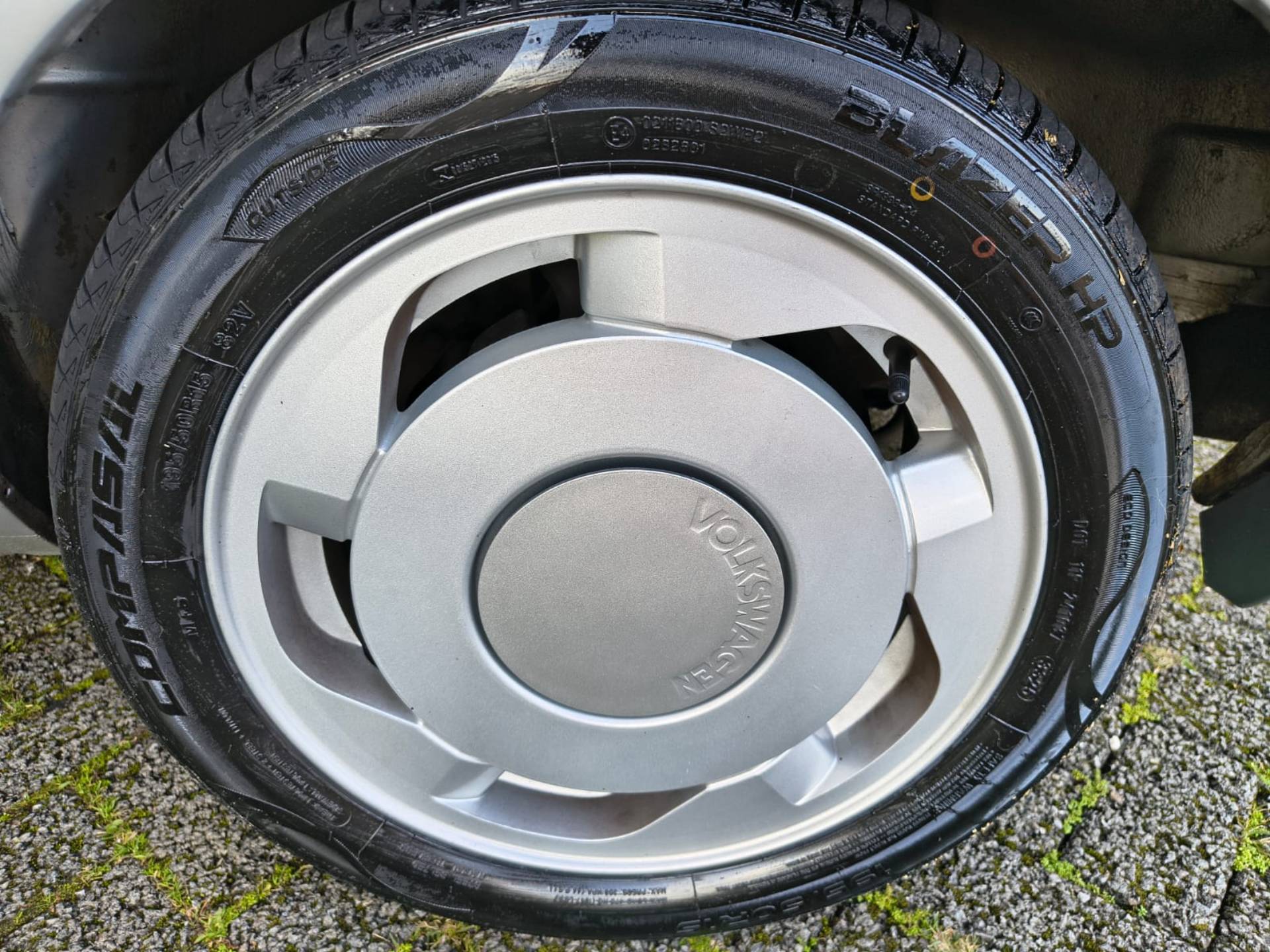 VOLKSWAGEN GOL