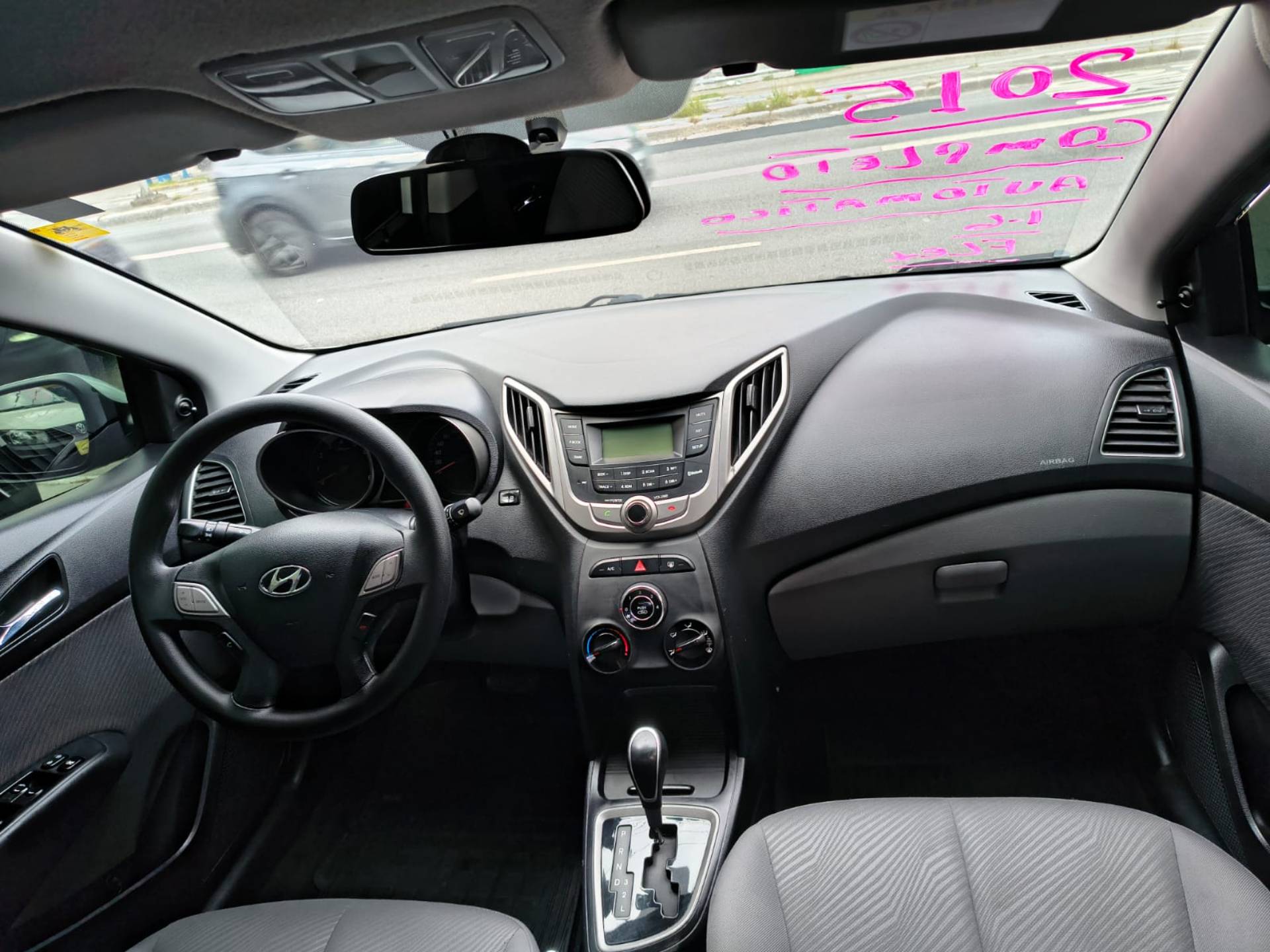 HYUNDAI HB20S