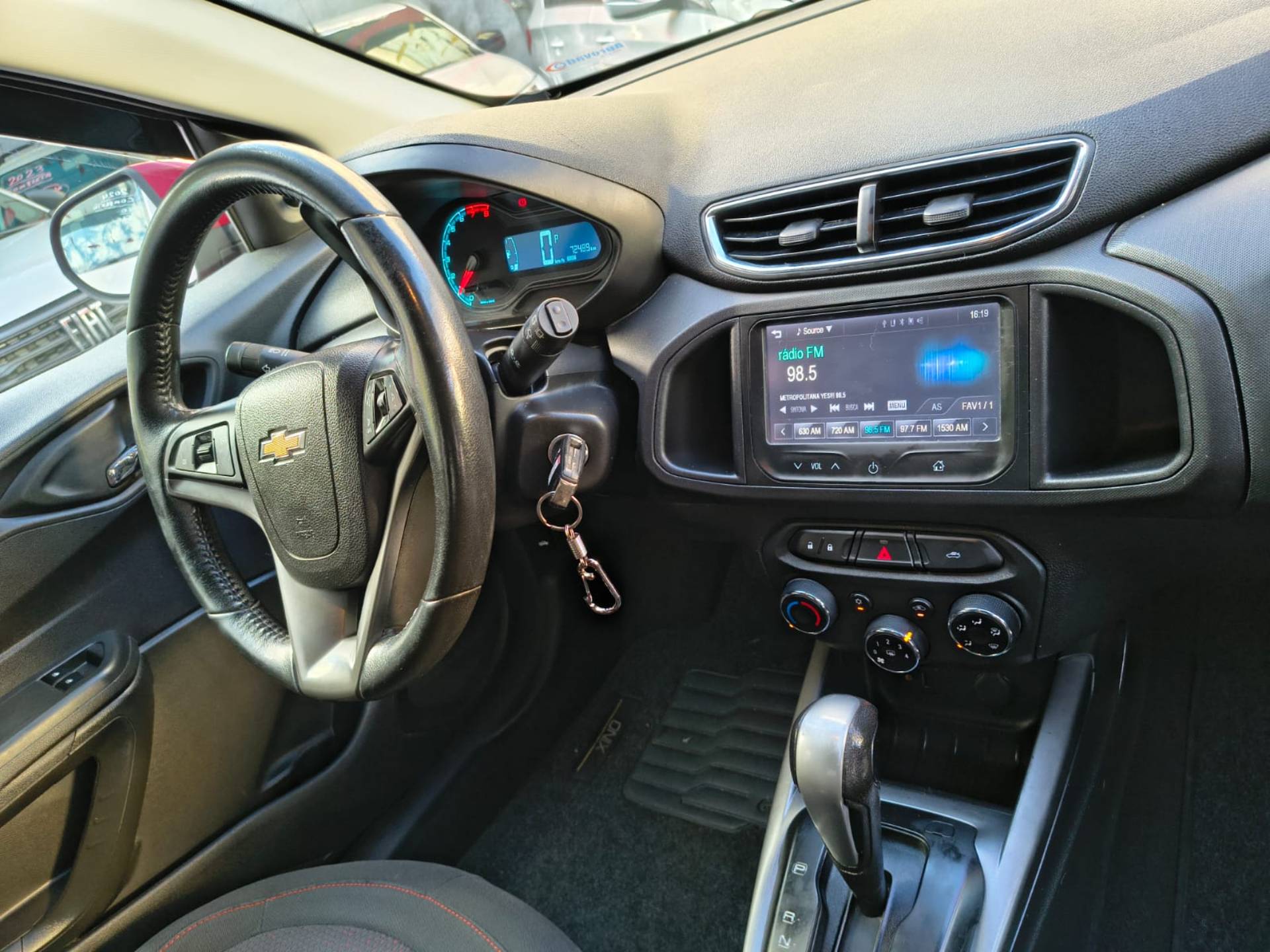 CHEVROLET ONIX