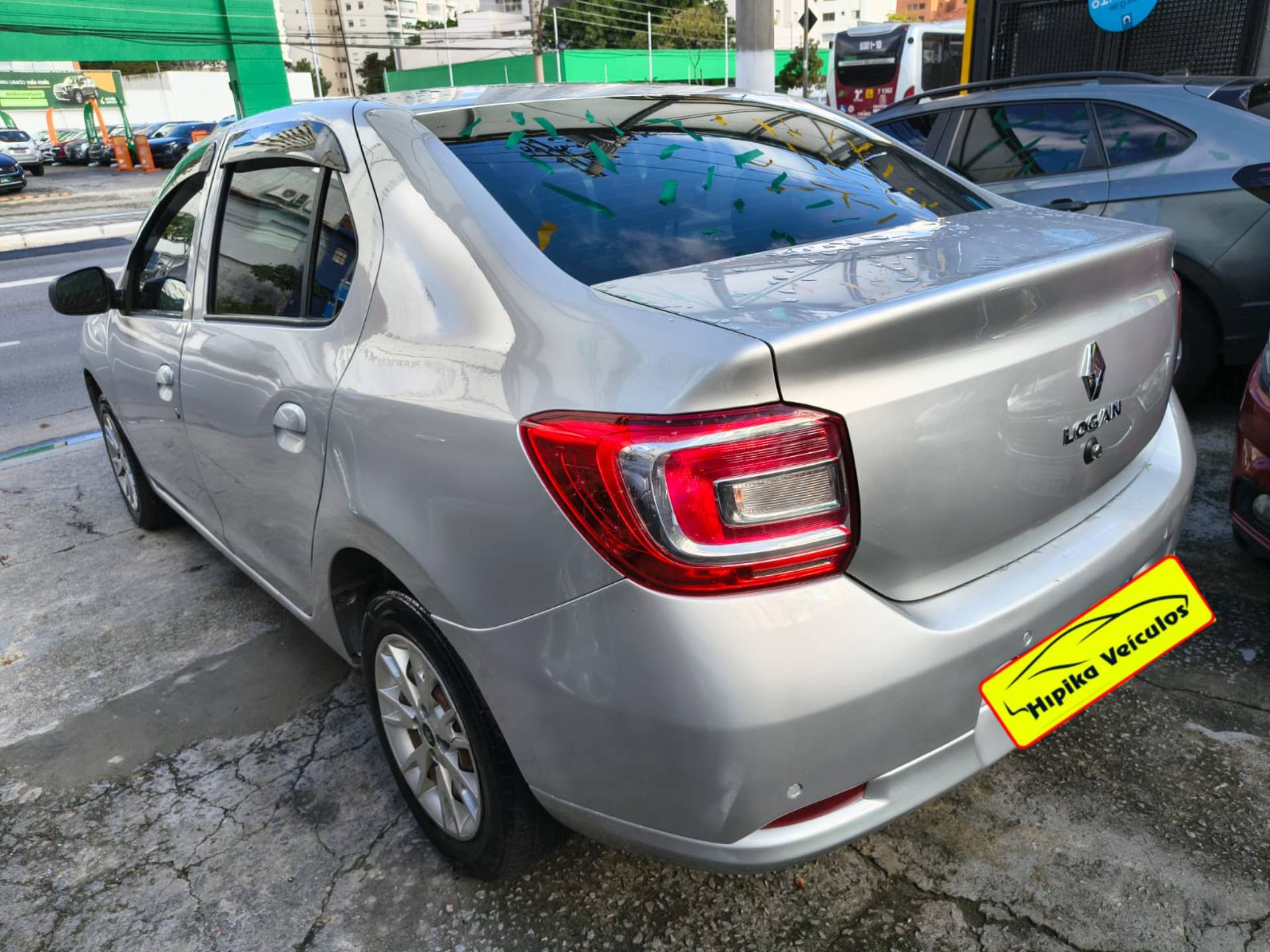 RENAULT LOGAN