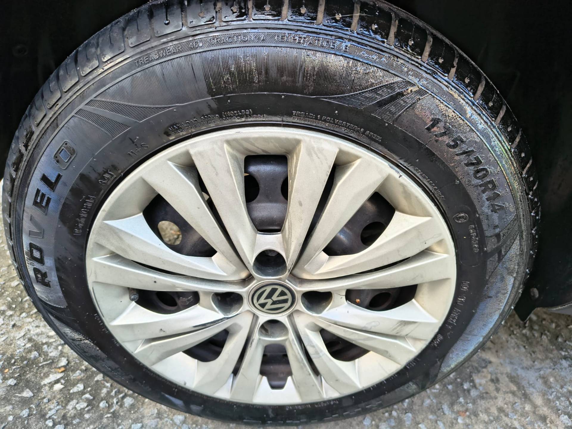 VOLKSWAGEN GOL