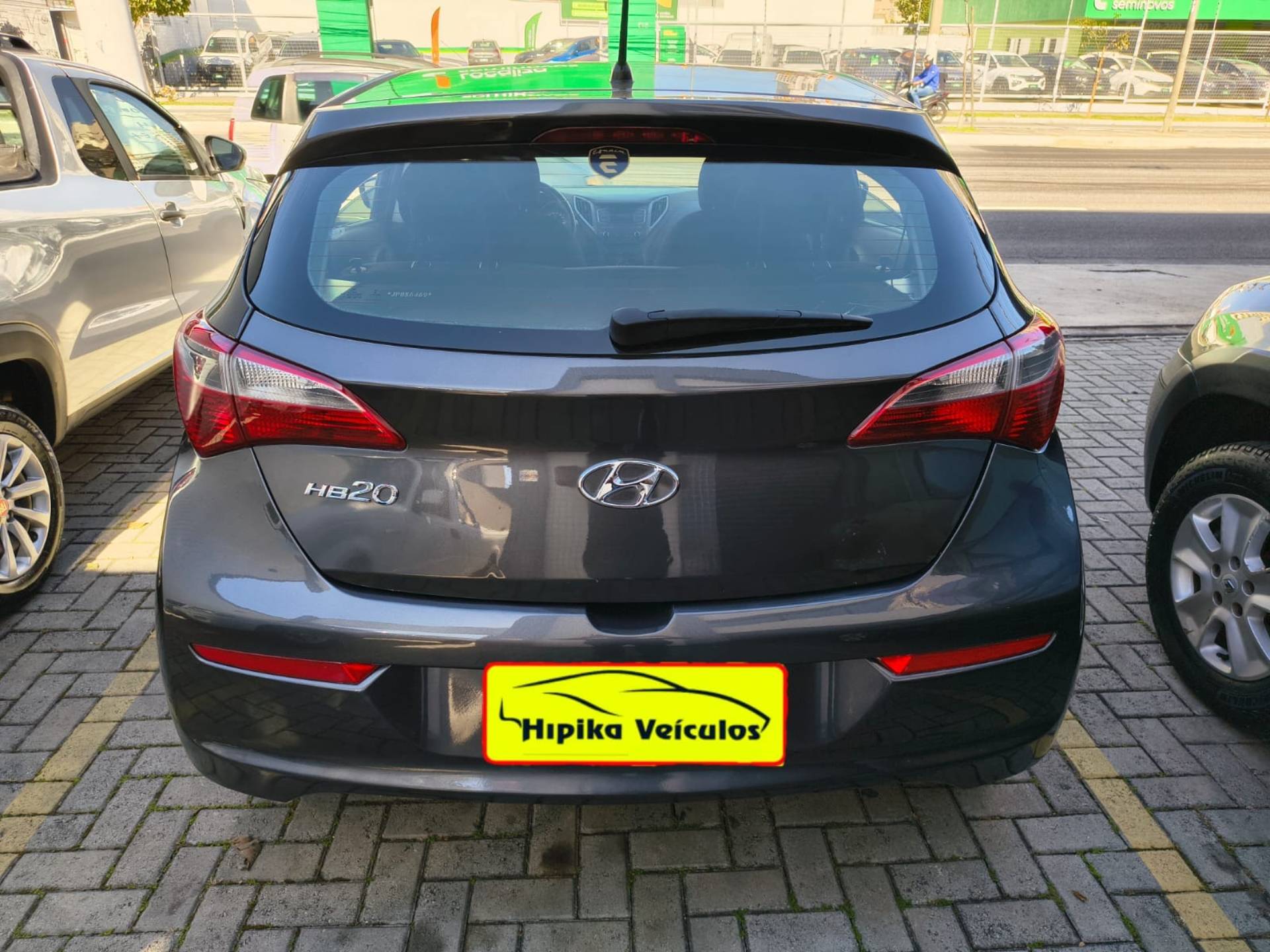 HYUNDAI HB20