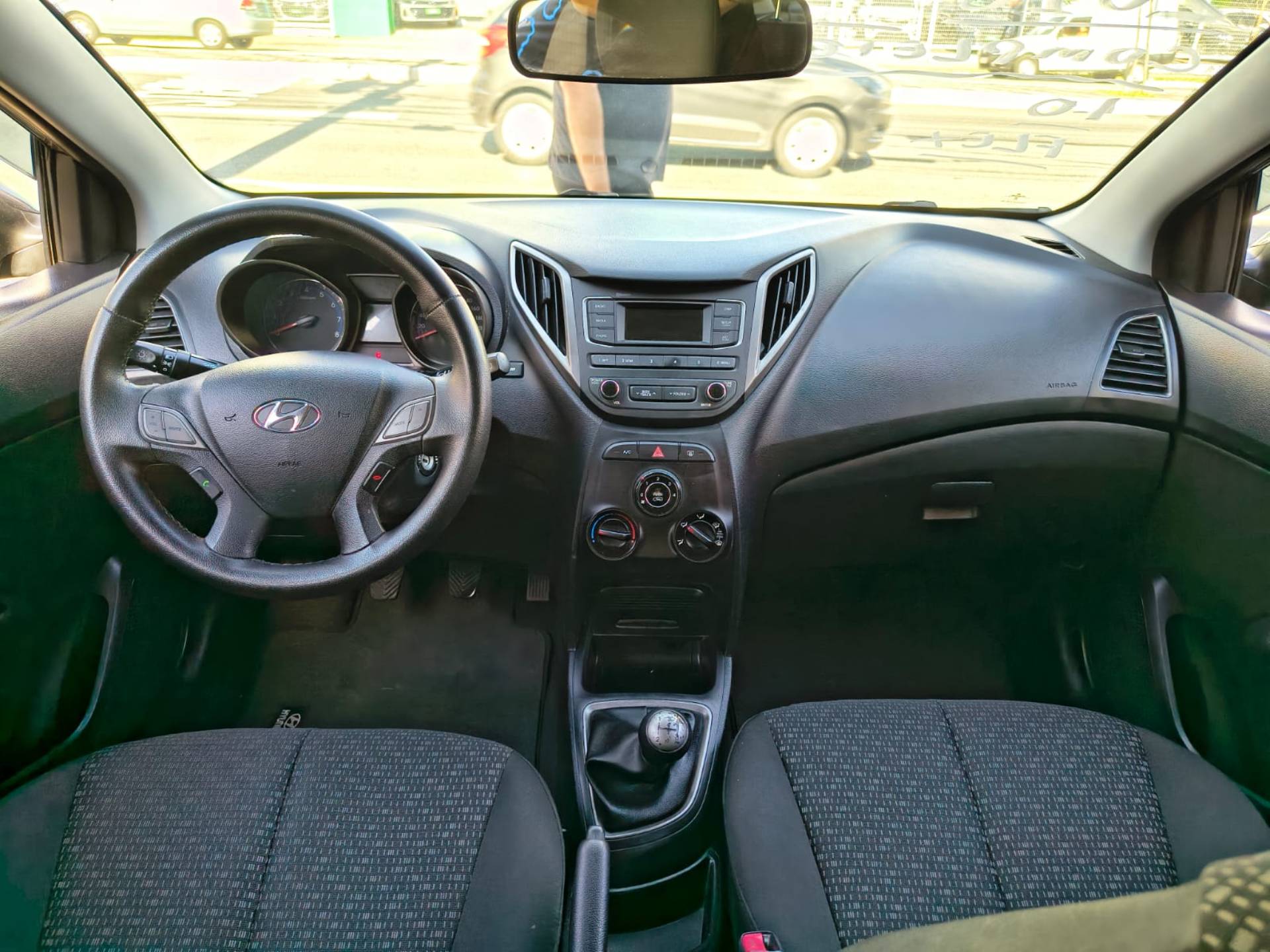 HYUNDAI HB20