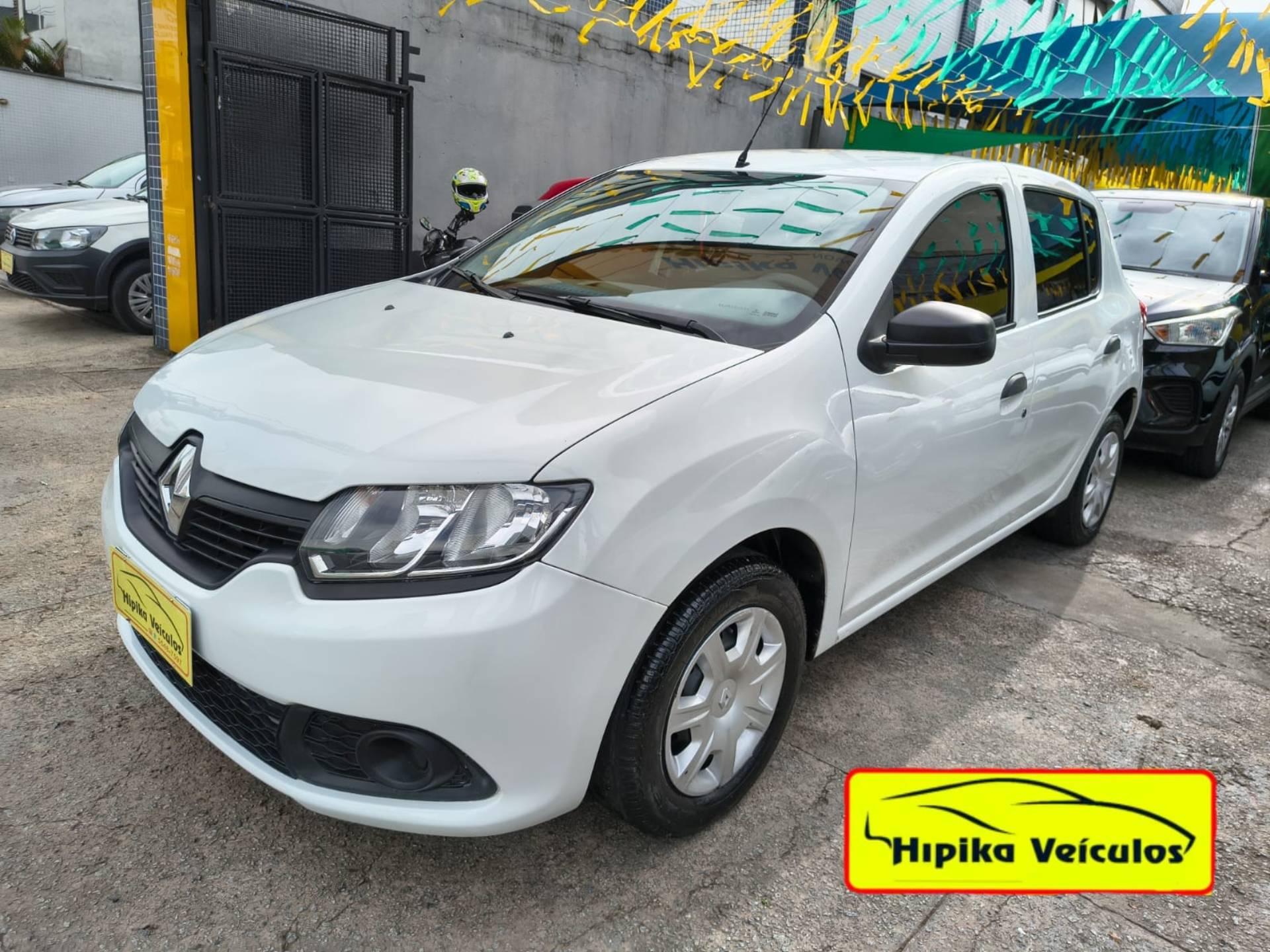 RENAULT SANDERO