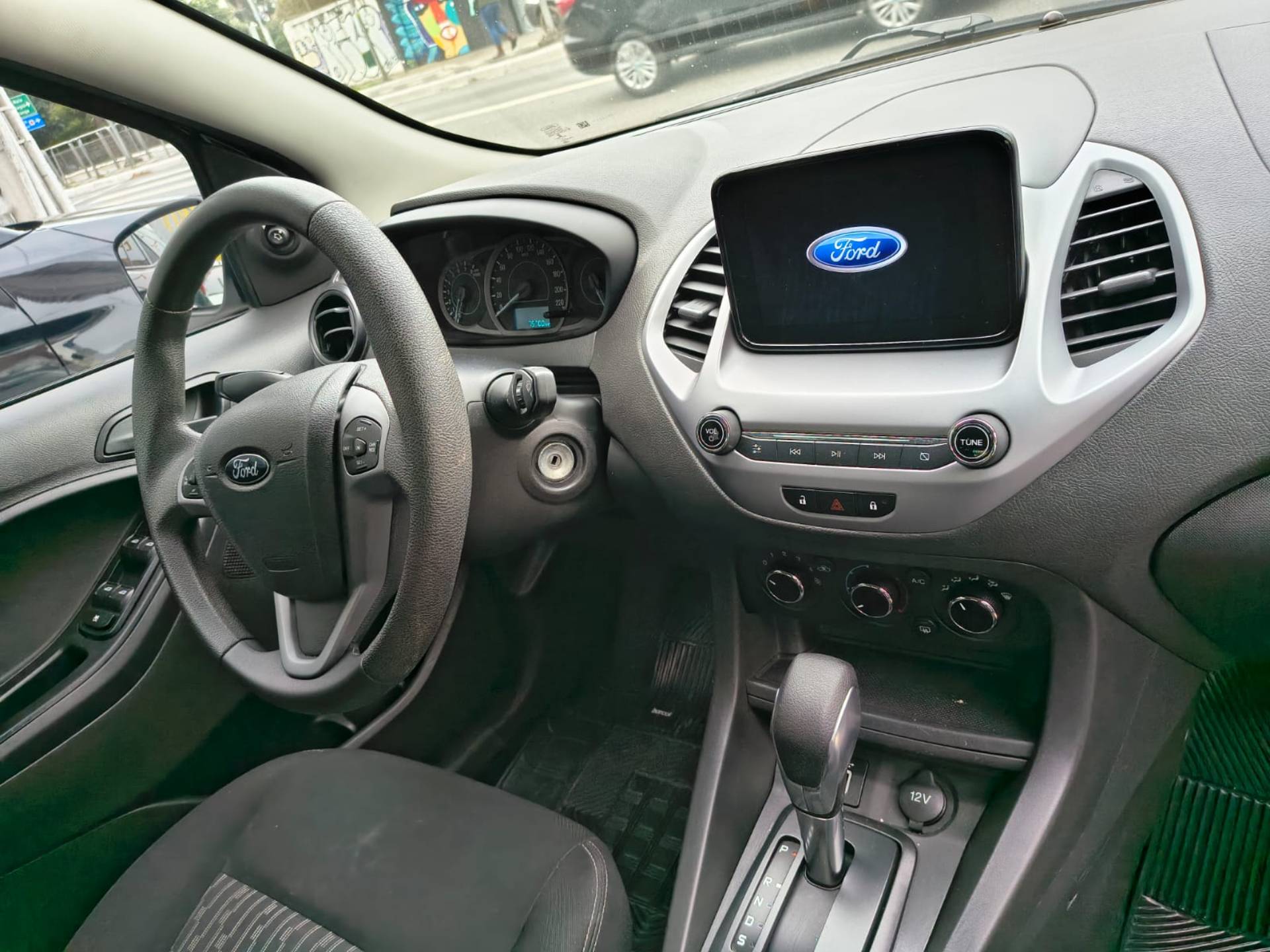 FORD KA