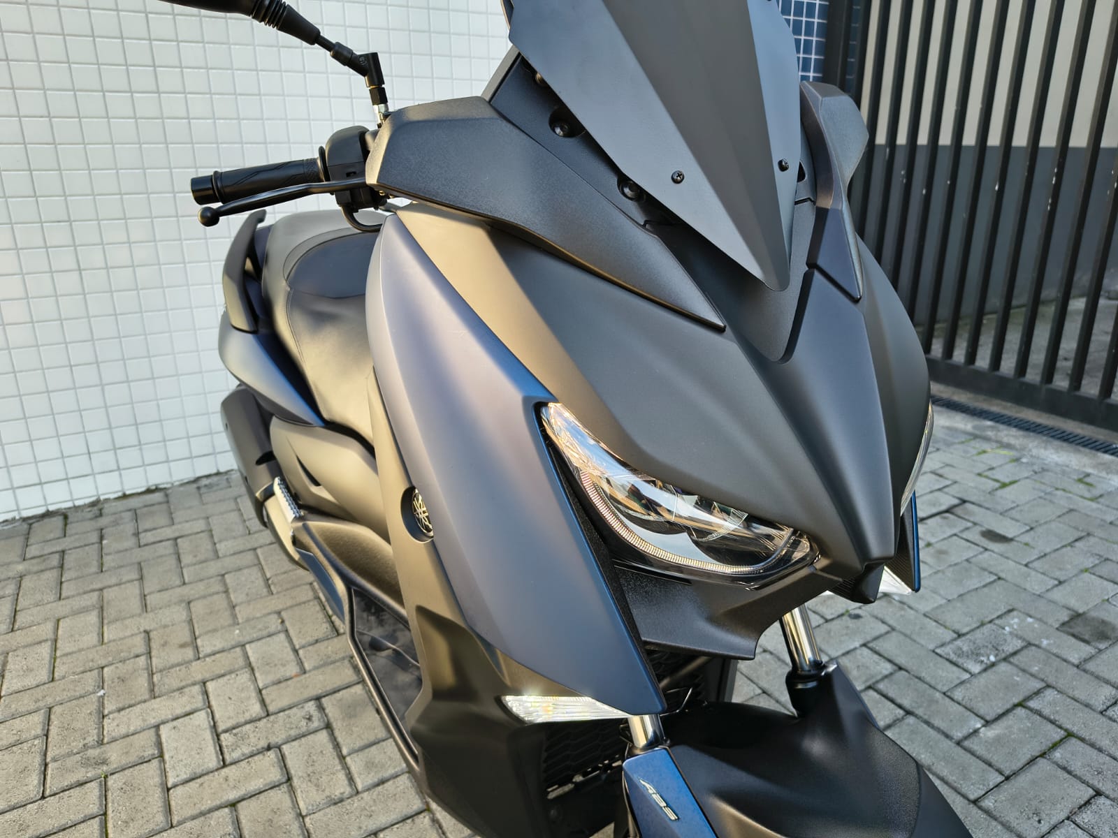 YAMAHA XMAX ABS