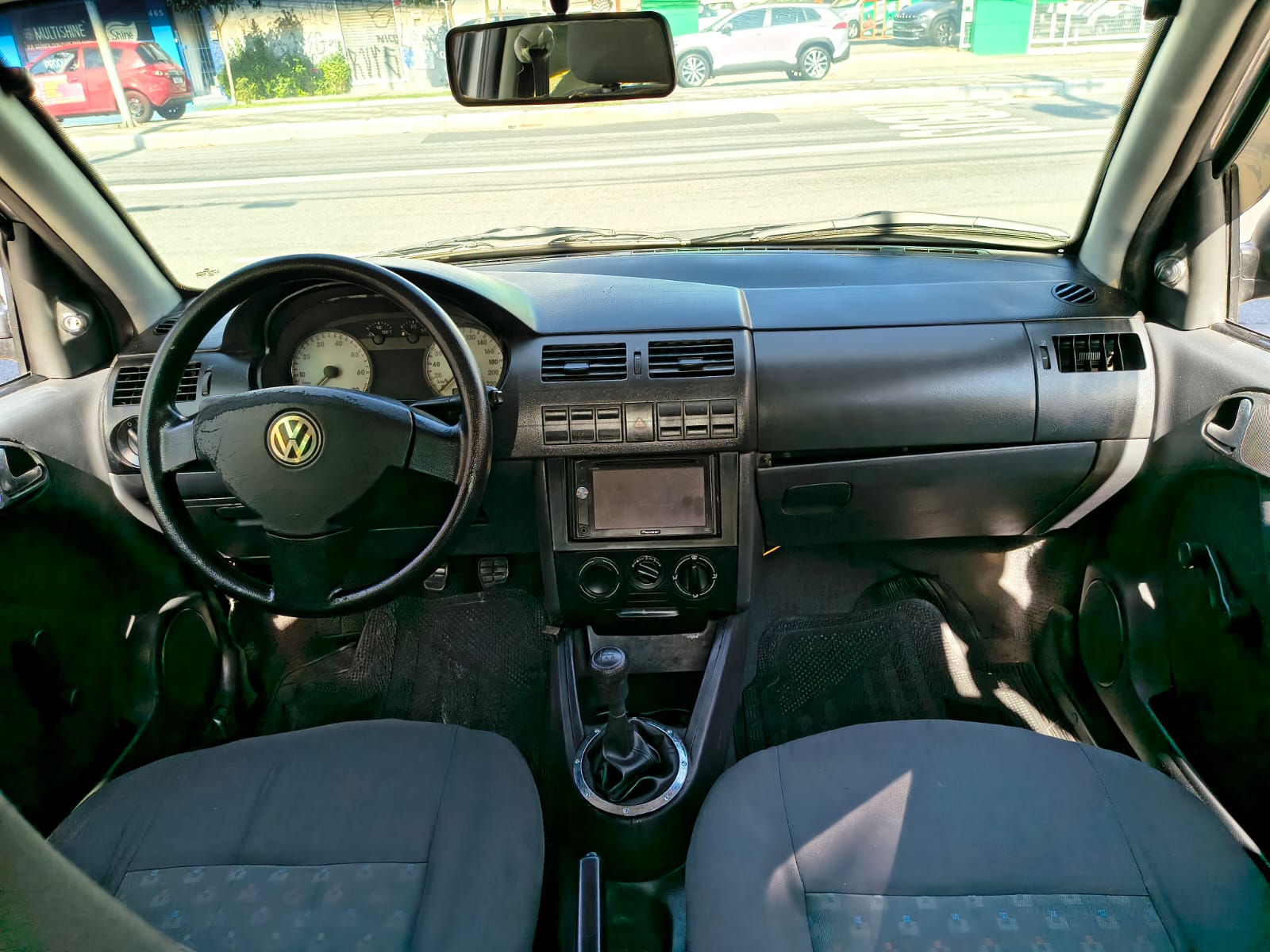 VOLKSWAGEN GOL