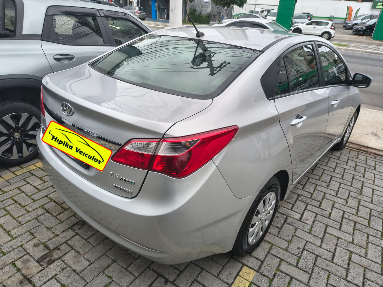 HYUNDAI HB20S
