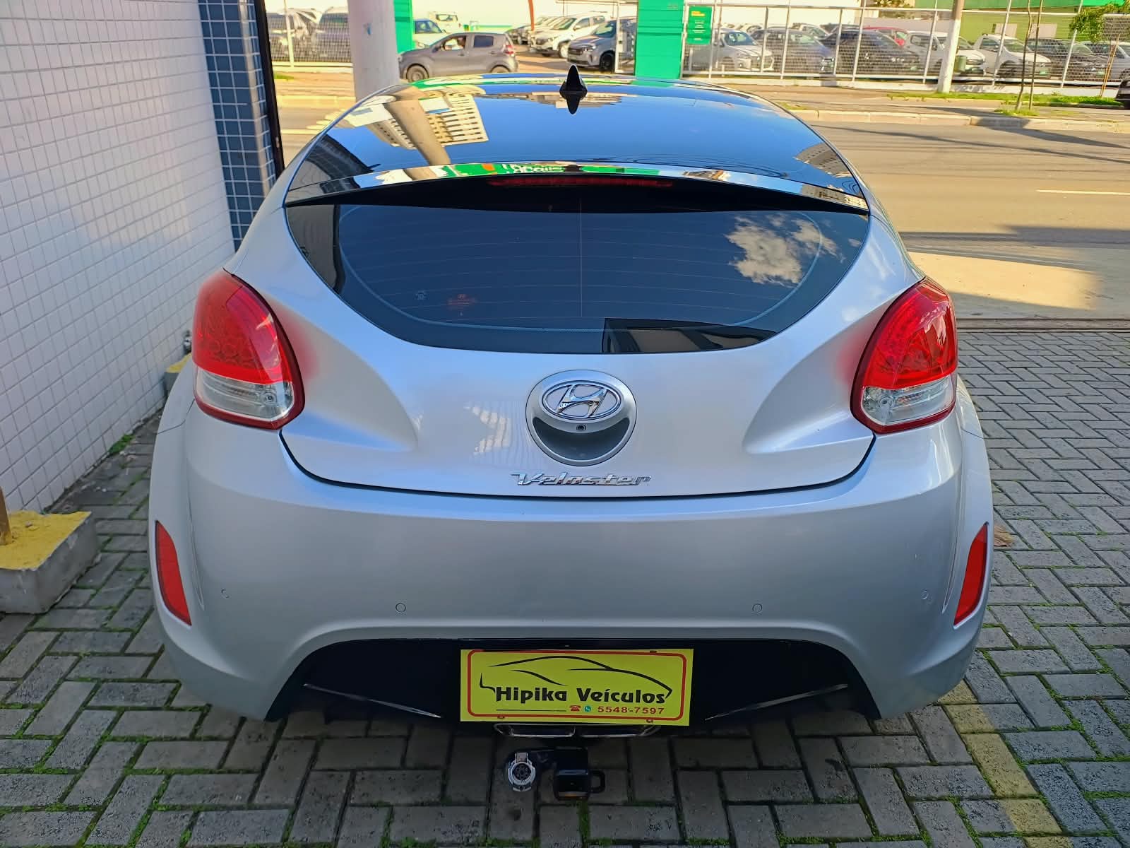HYUNDAI VELOSTER