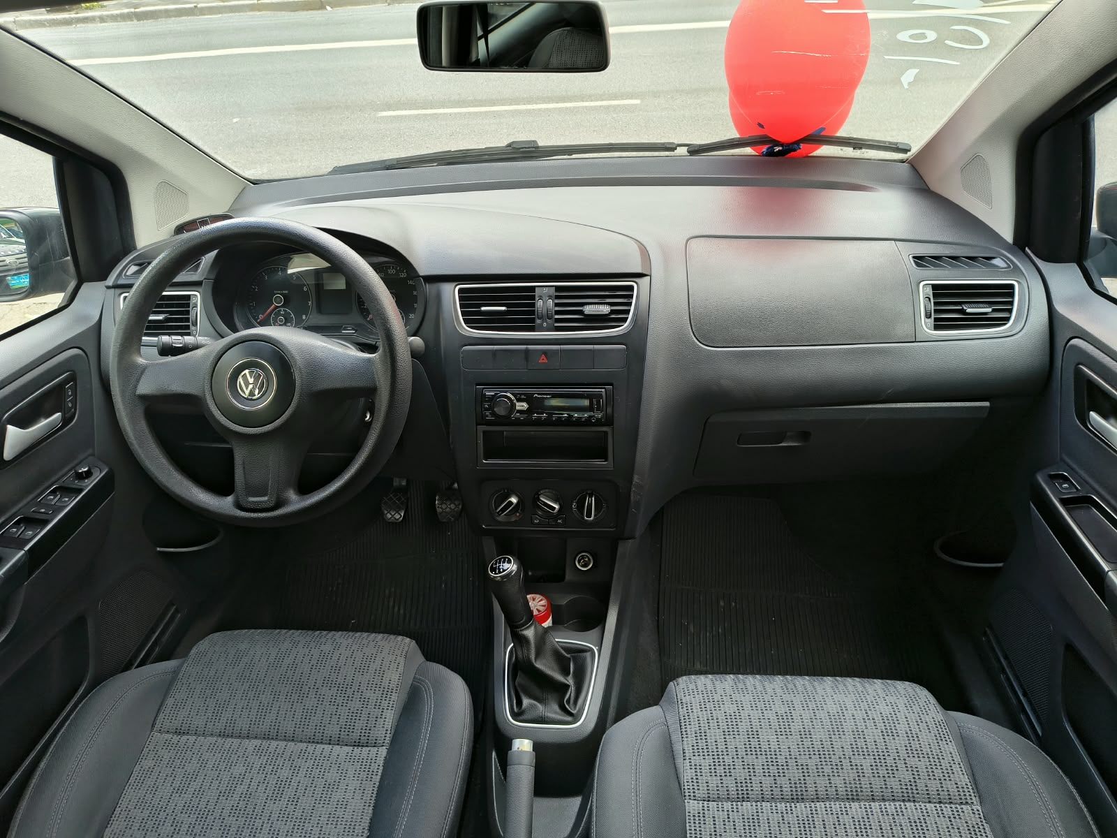 VOLKSWAGEN FOX