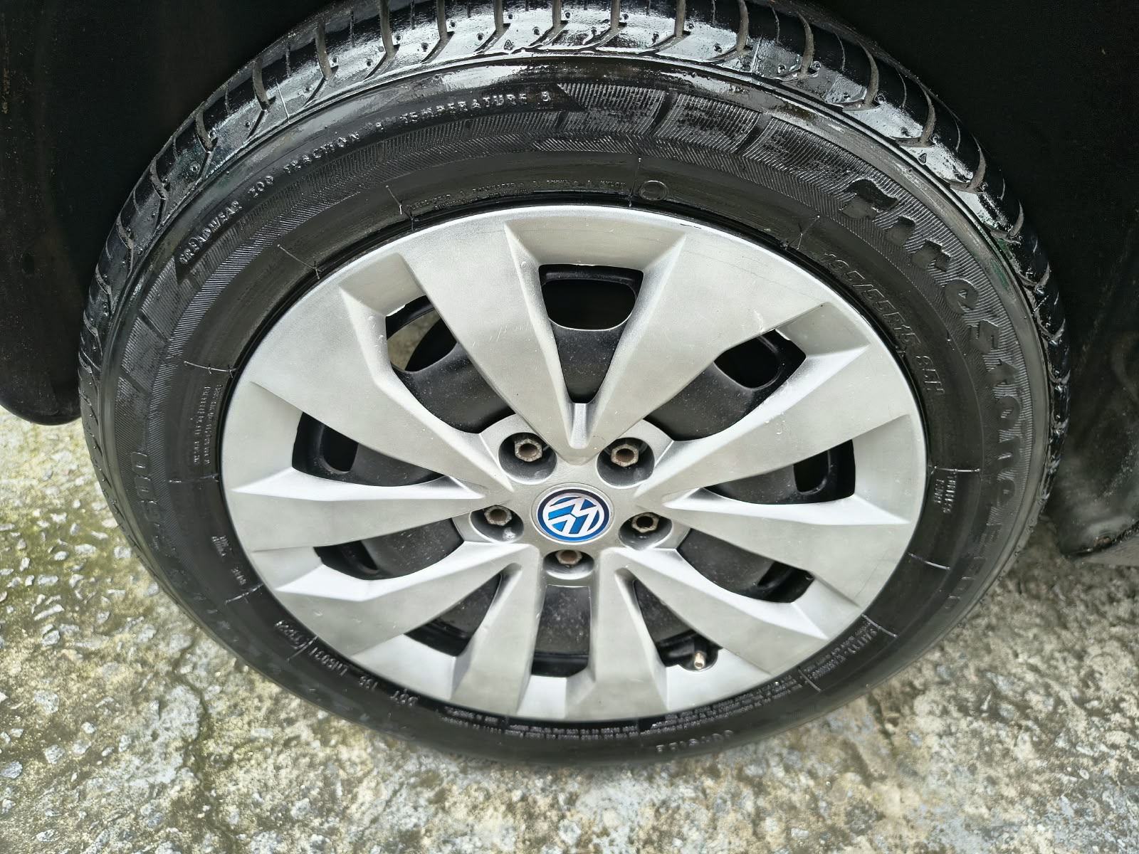 VOLKSWAGEN FOX