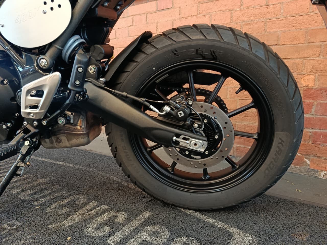 SCRAMBLER 400 X SCRAMBLER 400 X