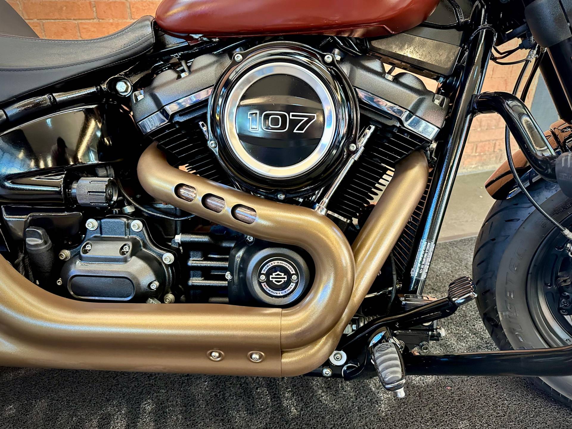 HARLEY-DAVIDSON SOFTAIL FAT BOB 107