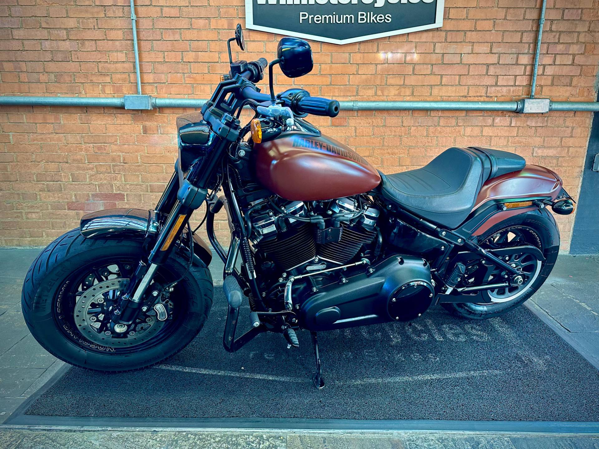 HARLEY-DAVIDSON SOFTAIL FAT BOB 107