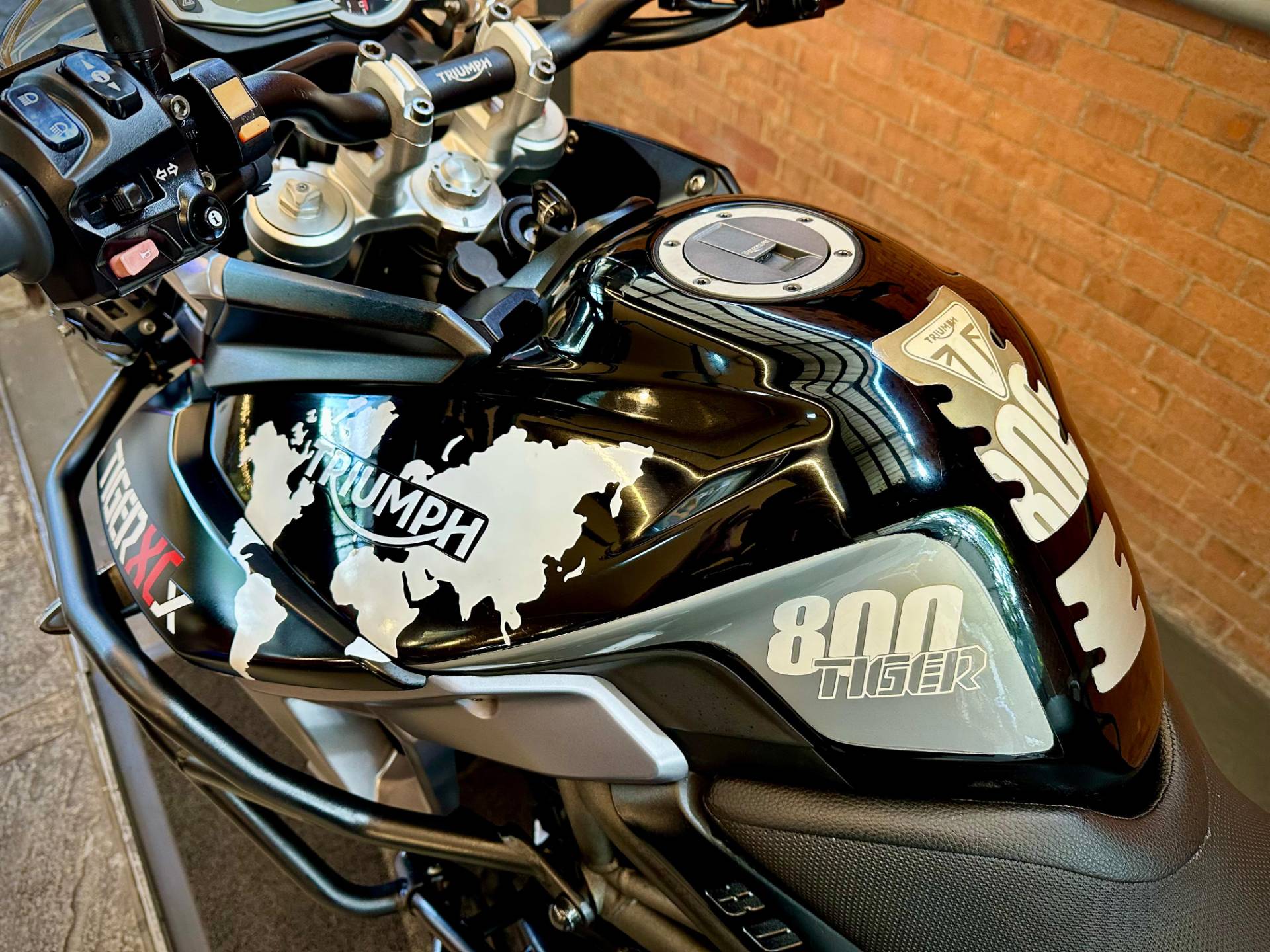 TRIUMPH TIGER 800 XCX