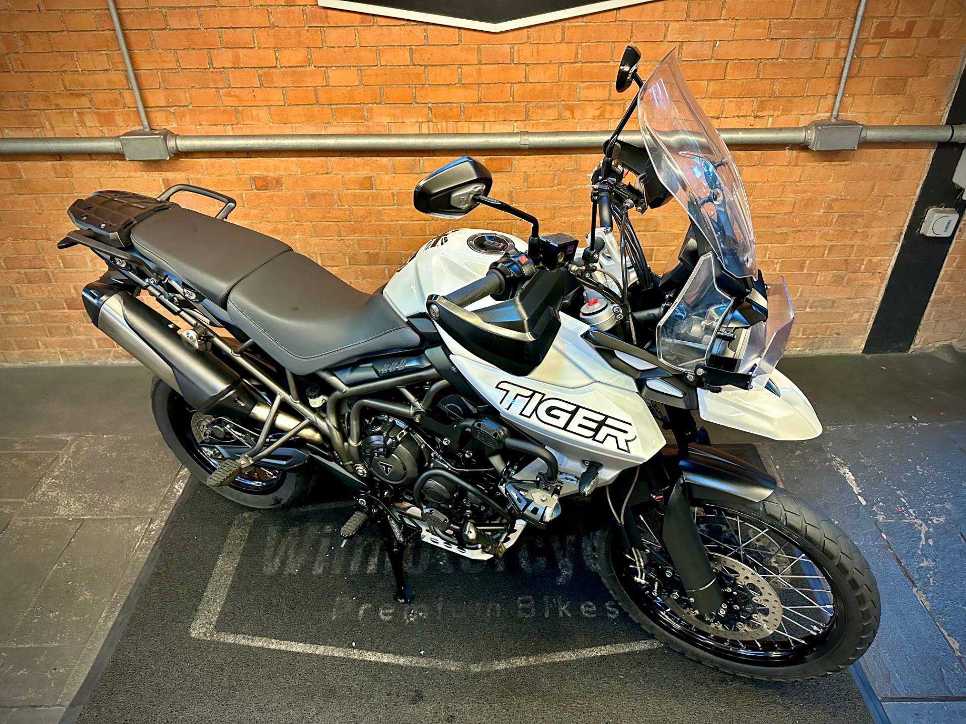 TRIUMPH TIGER 800 XCX