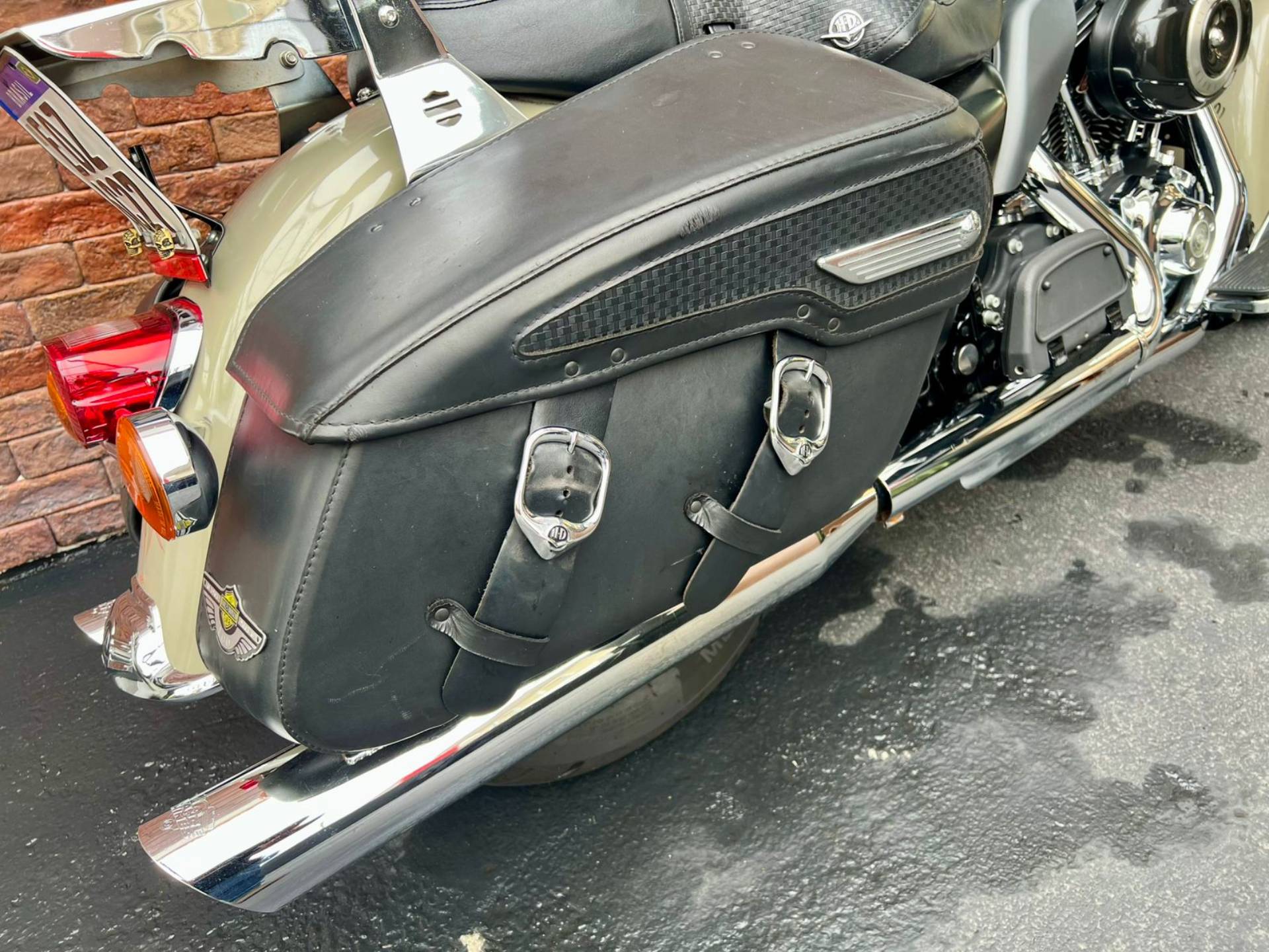 HARLEY-DAVIDSON ROAD KING CLASSIC