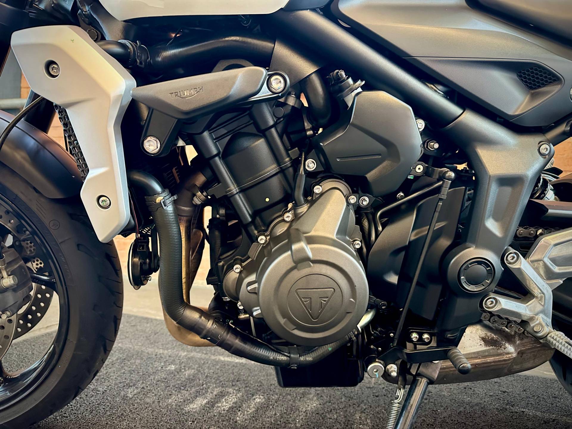 TRIUMPH TRIDENT 660