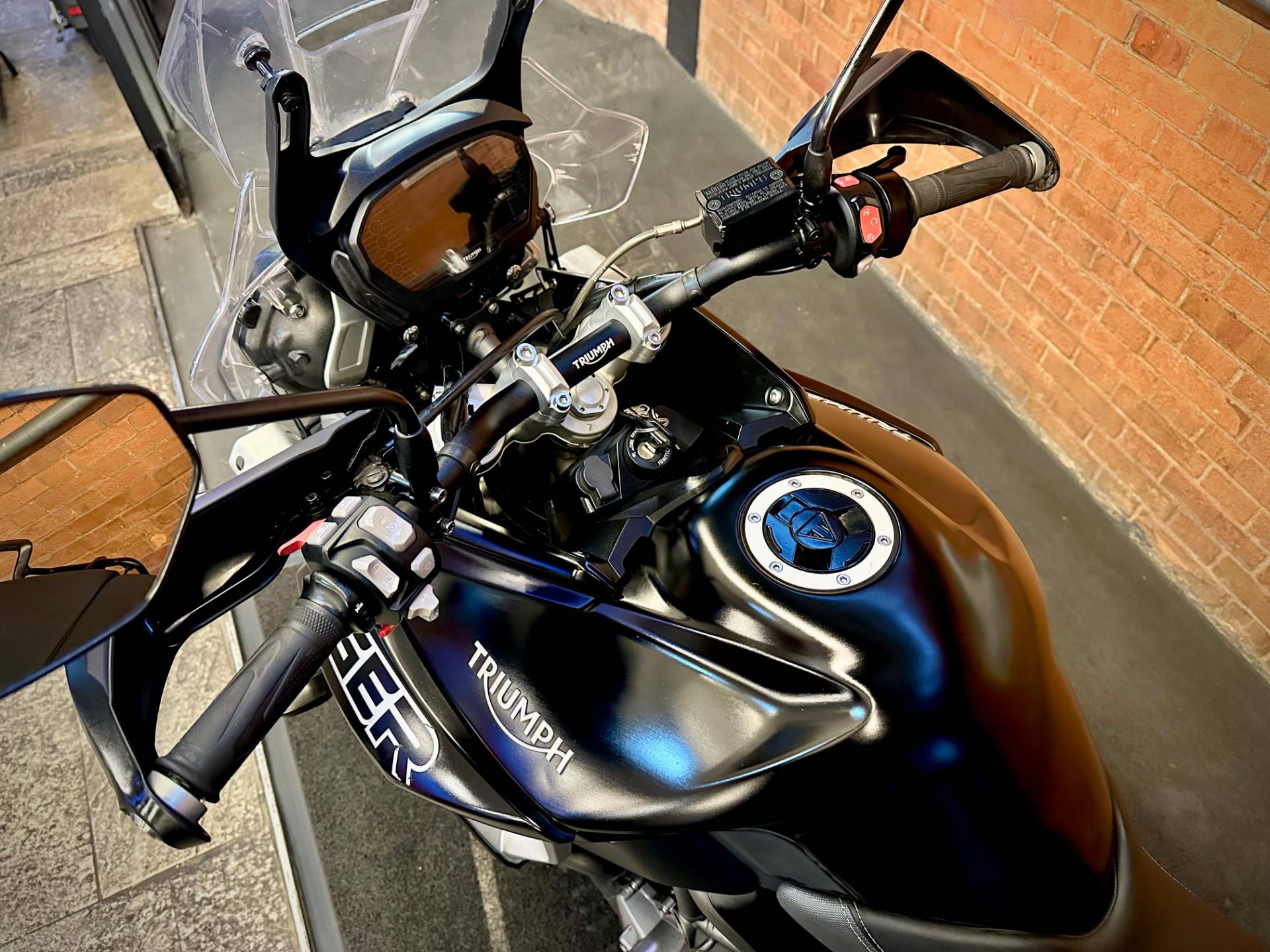TRIUMPH TIGER 800 XRT