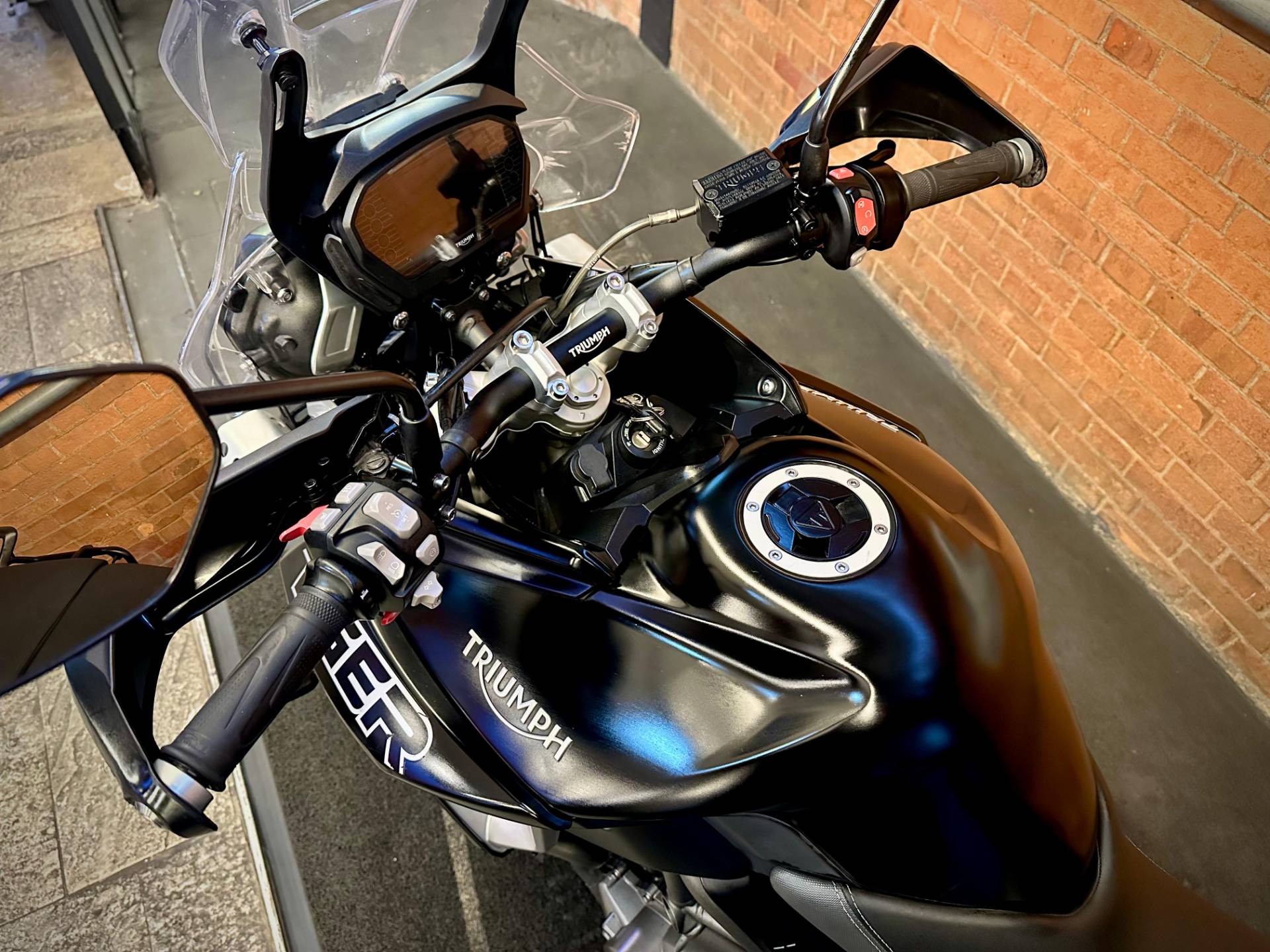 TRIUMPH TIGER 800 XRT