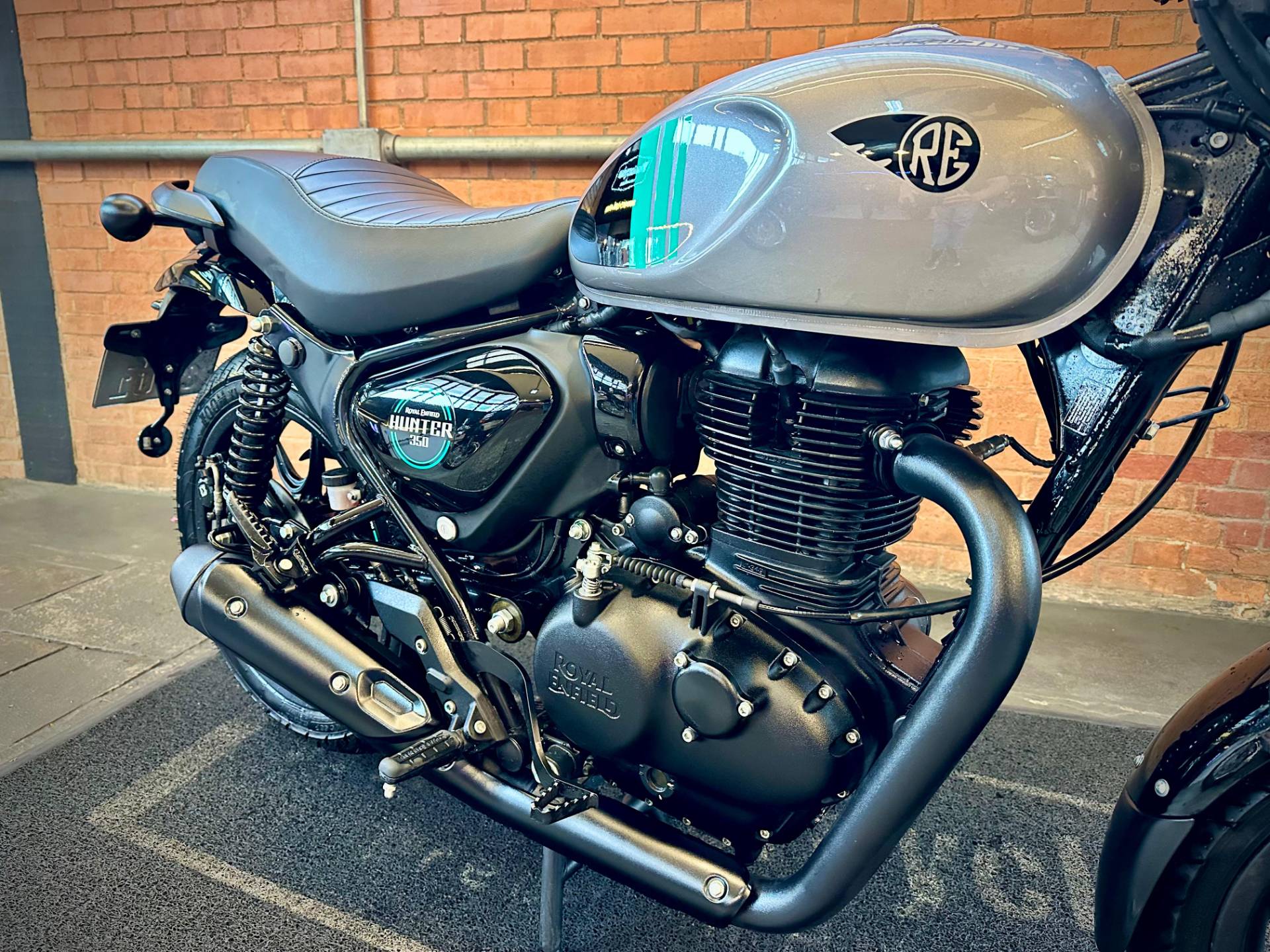 ROYAL ENFIELD HUNTER 350