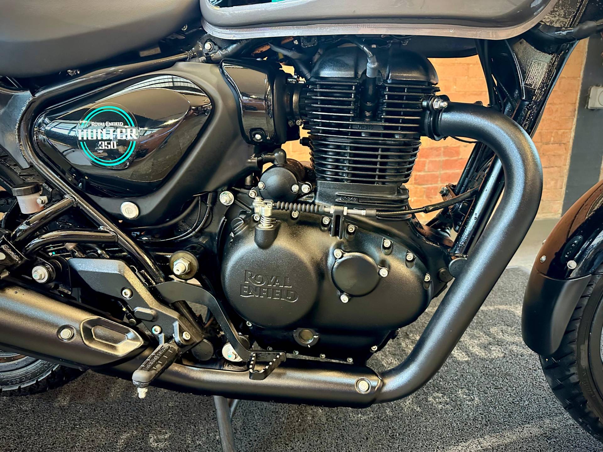 ROYAL ENFIELD HUNTER 350