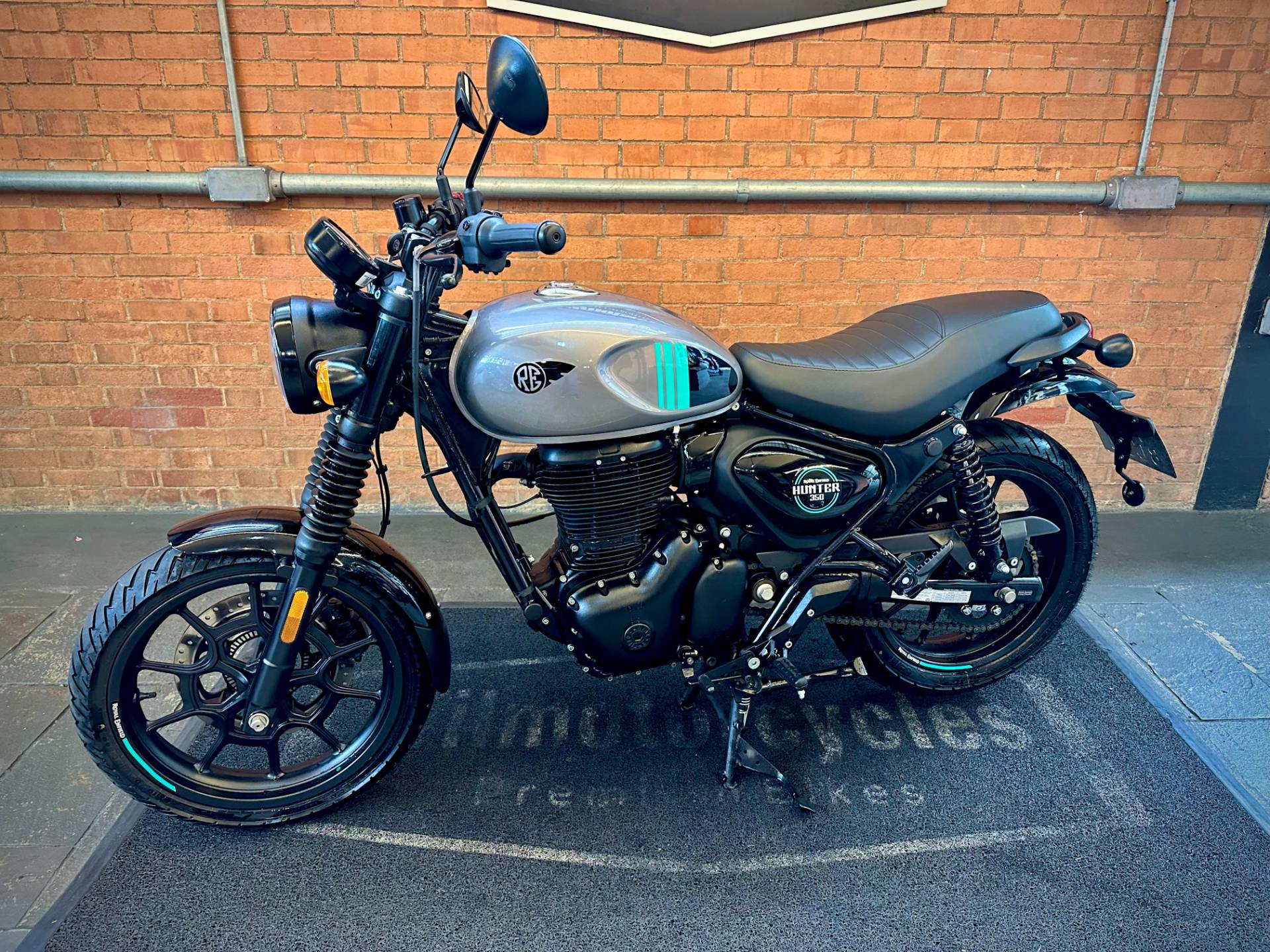 ROYAL ENFIELD HUNTER 350