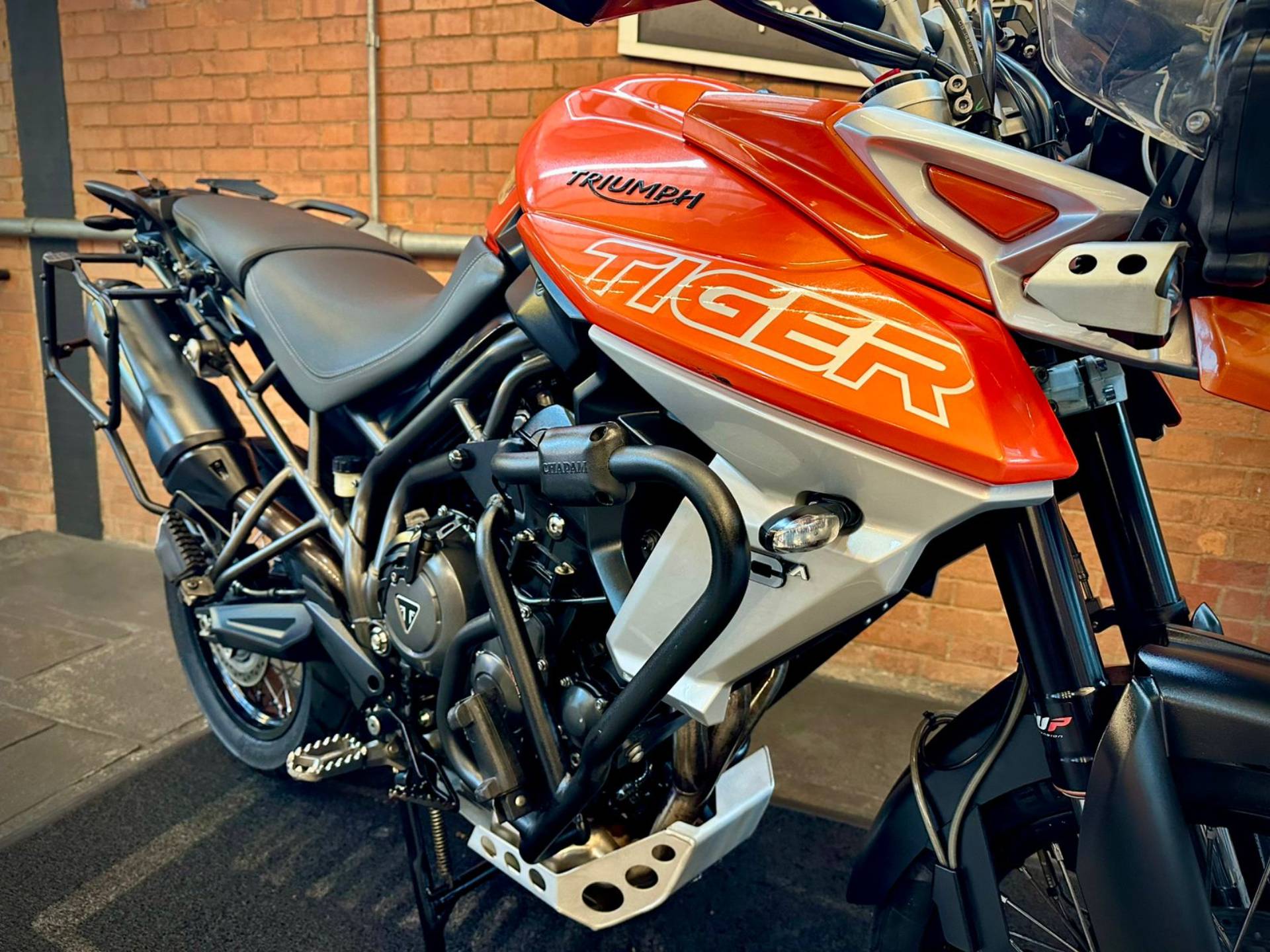 TRIUMPH TIGER 800 XCA