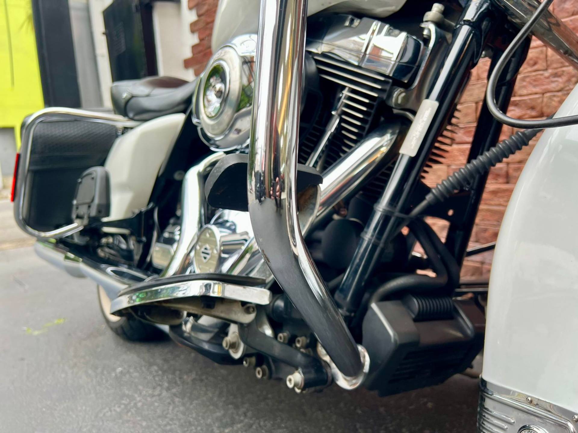 HARLEY-DAVIDSON ROAD KING CLASSIC