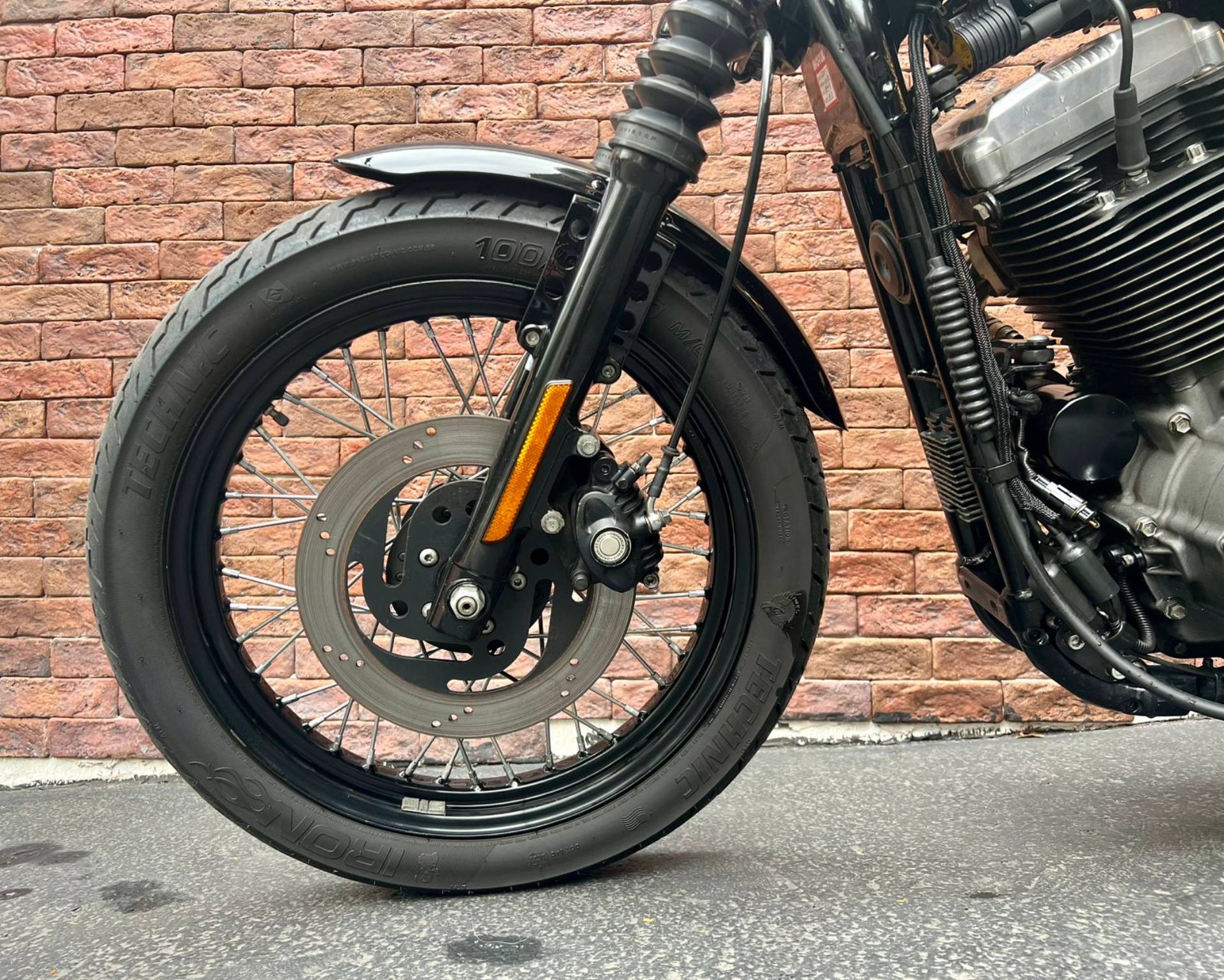 HARLEY-DAVIDSON SPORTSTER 1200 XL NIGHTSTER