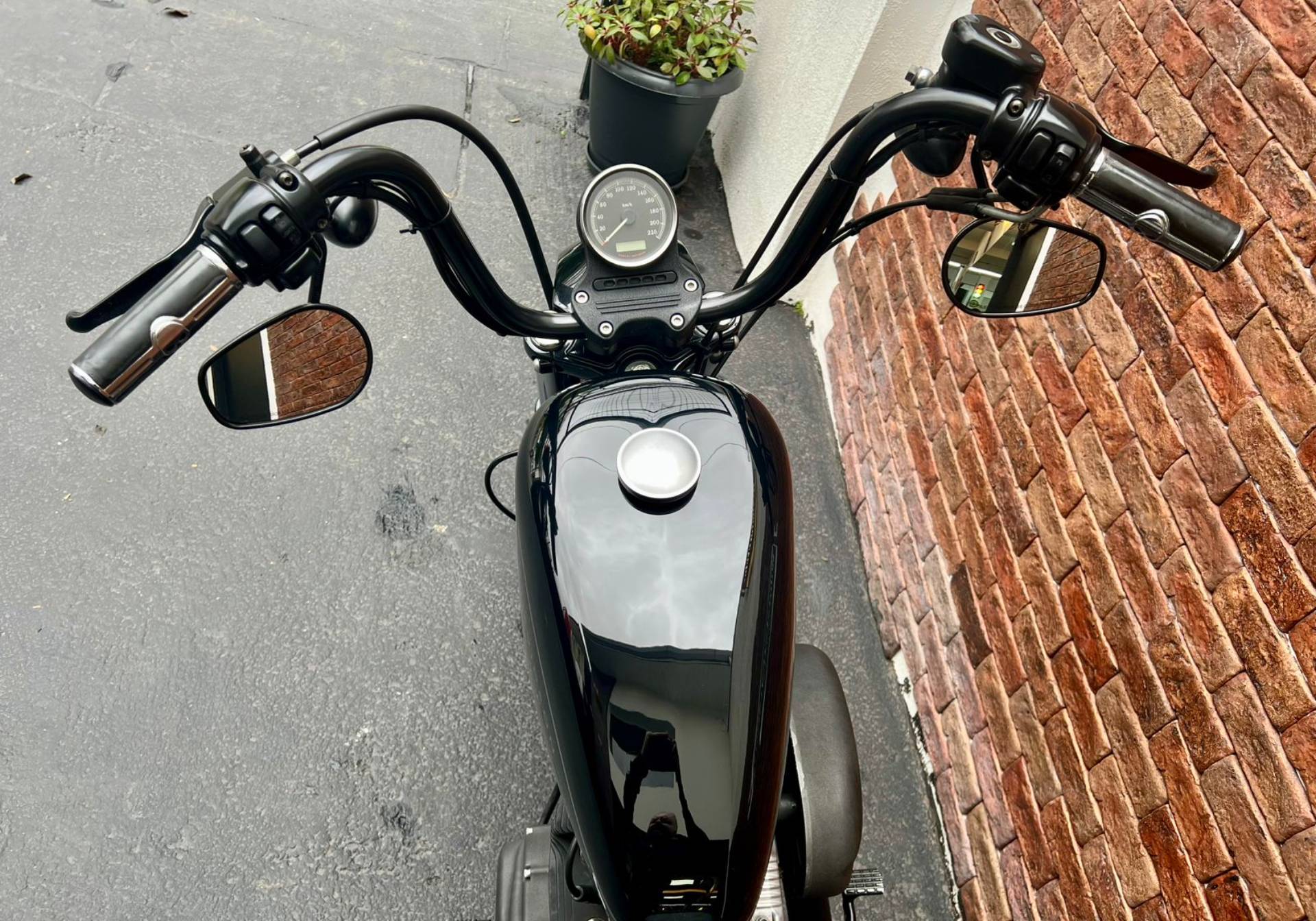HARLEY-DAVIDSON SPORTSTER 1200 XL NIGHTSTER