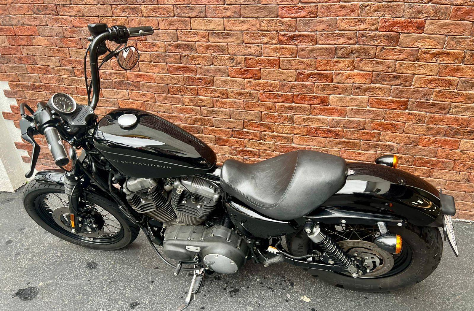 HARLEY-DAVIDSON SPORTSTER 1200 XL NIGHTSTER