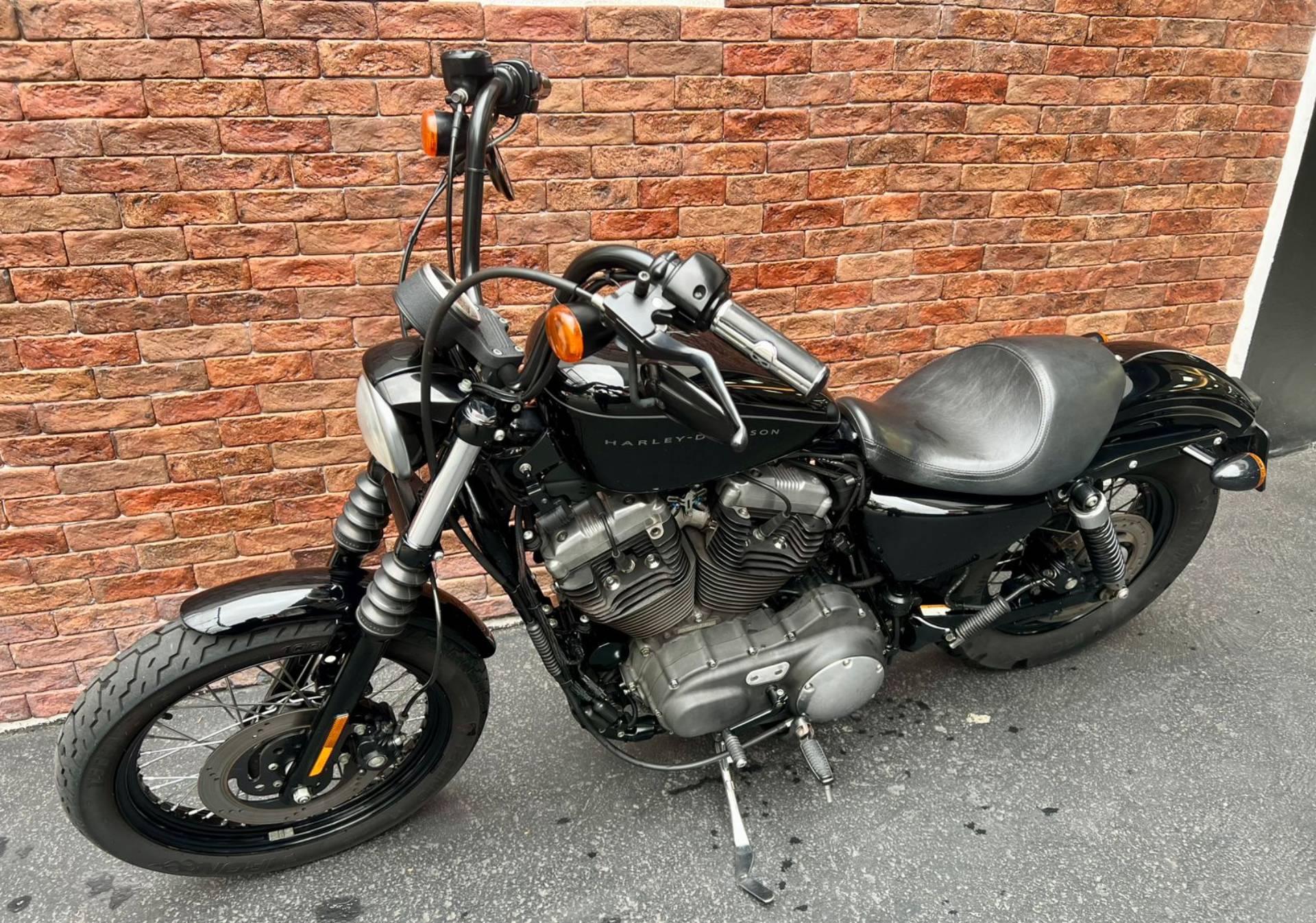 HARLEY-DAVIDSON SPORTSTER 1200 XL NIGHTSTER