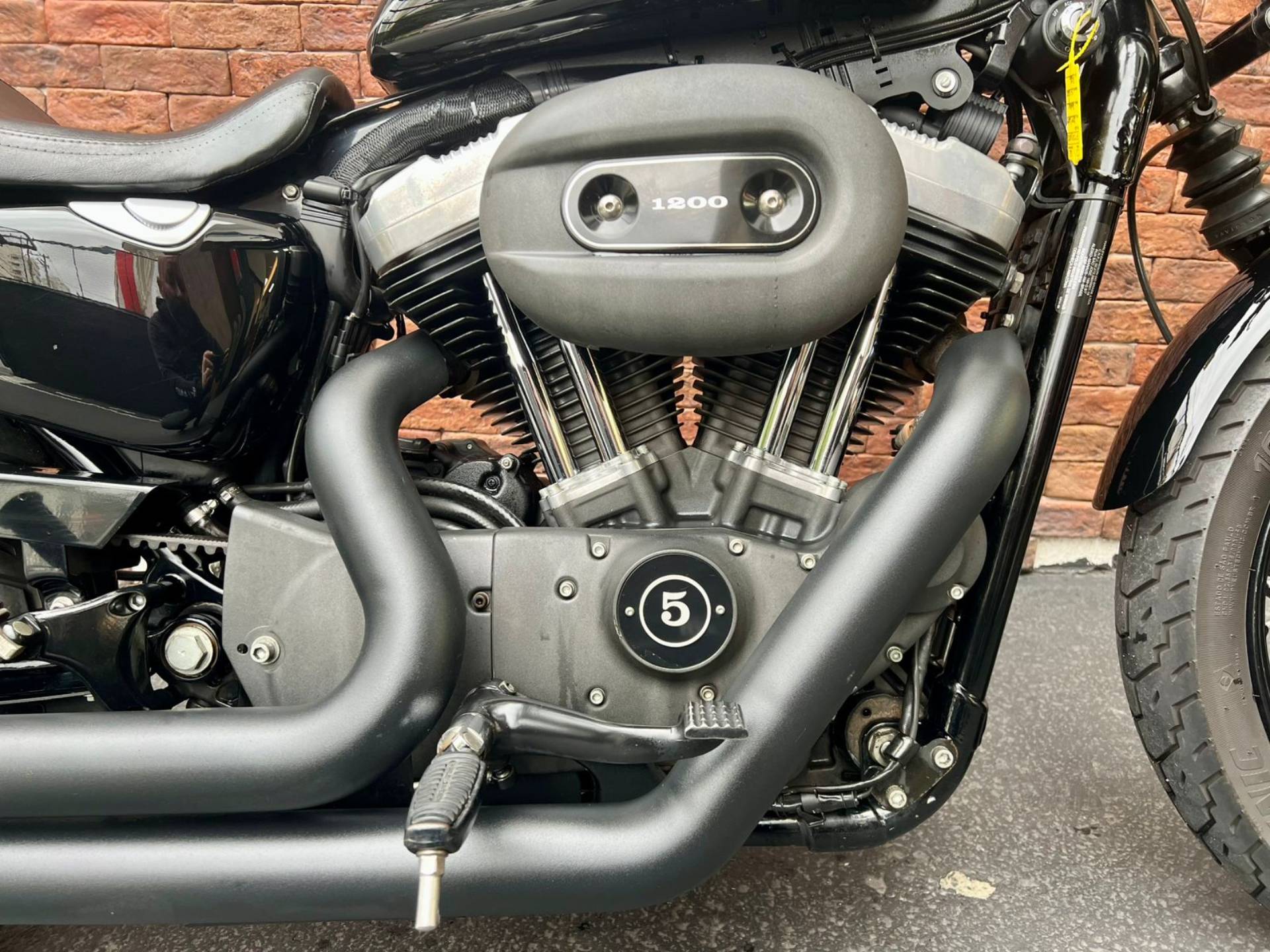 HARLEY-DAVIDSON SPORTSTER 1200 XL NIGHTSTER